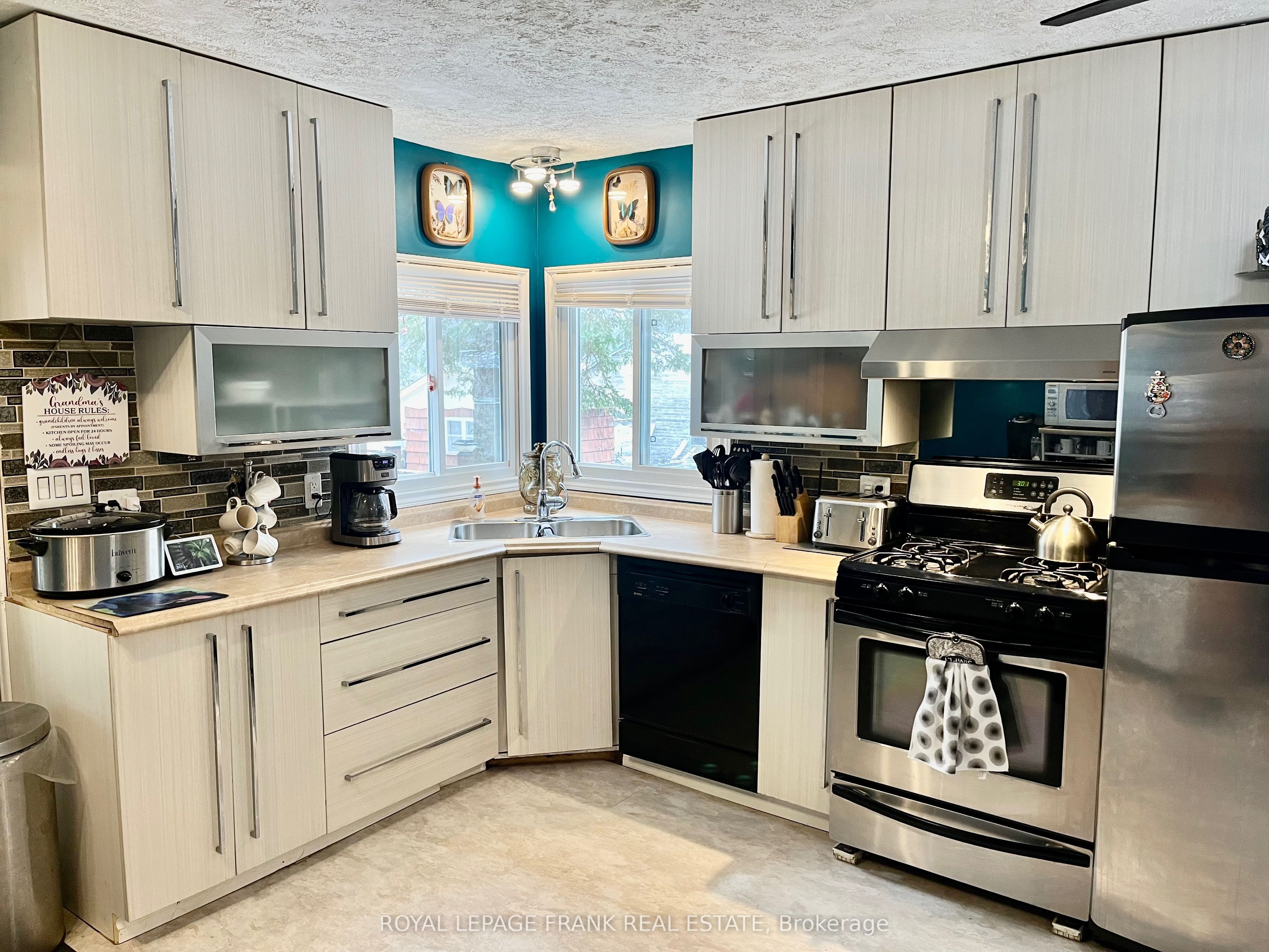 29620 Highway 62 Property Photo 16