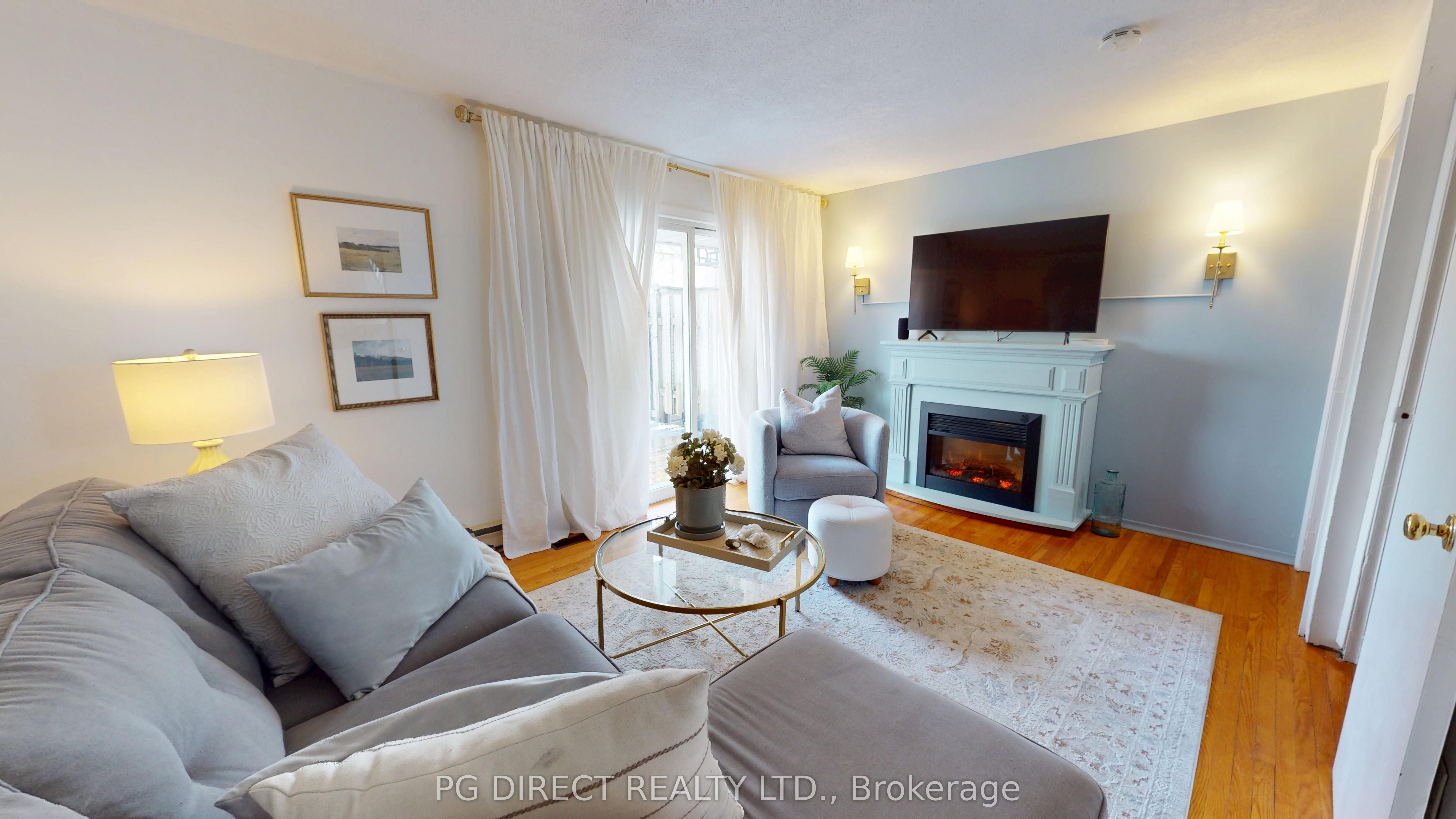 320 C Bluevale Street N 47 Property Photo 3