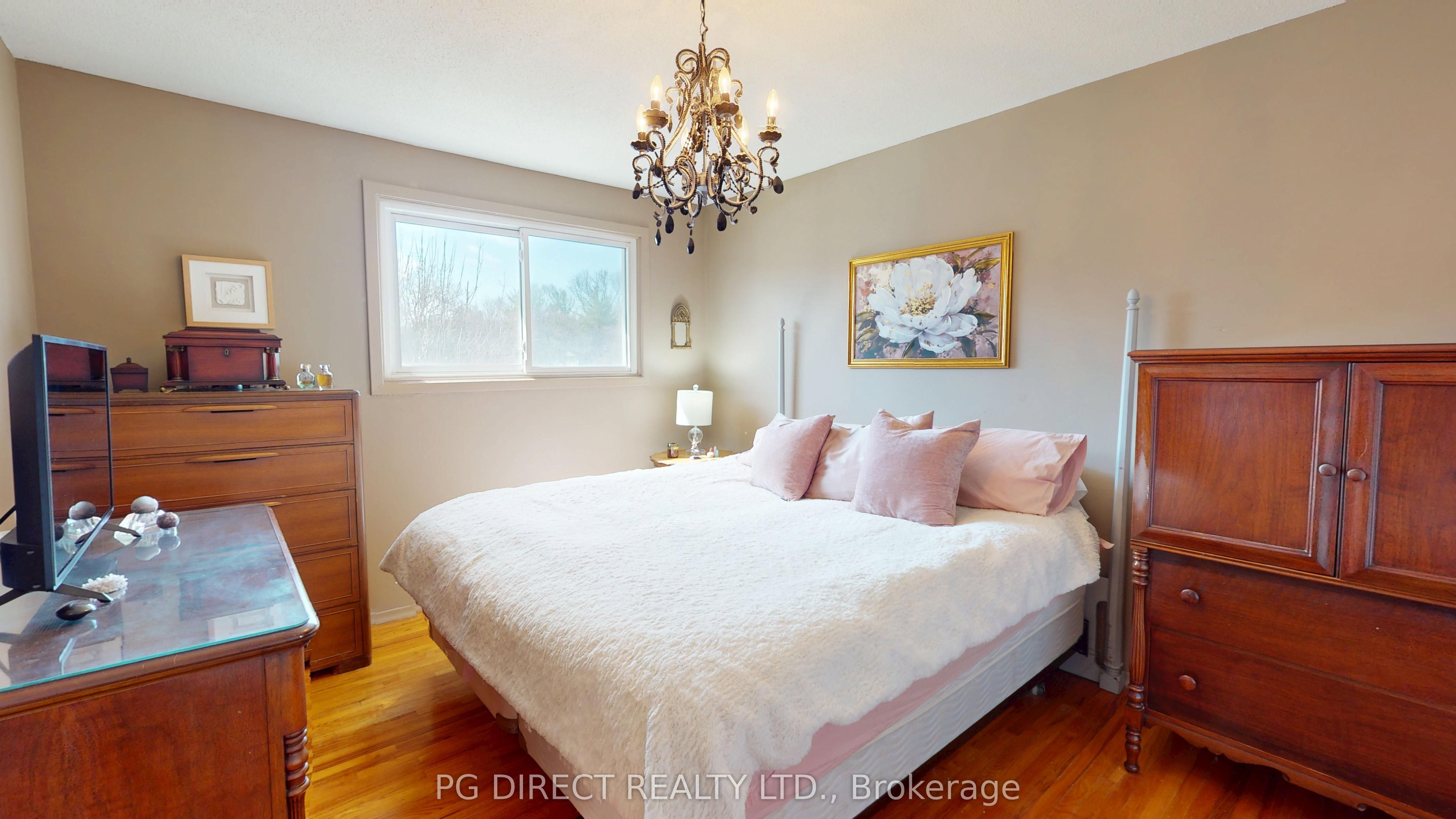320 C Bluevale Street N 47 Property Photo 8