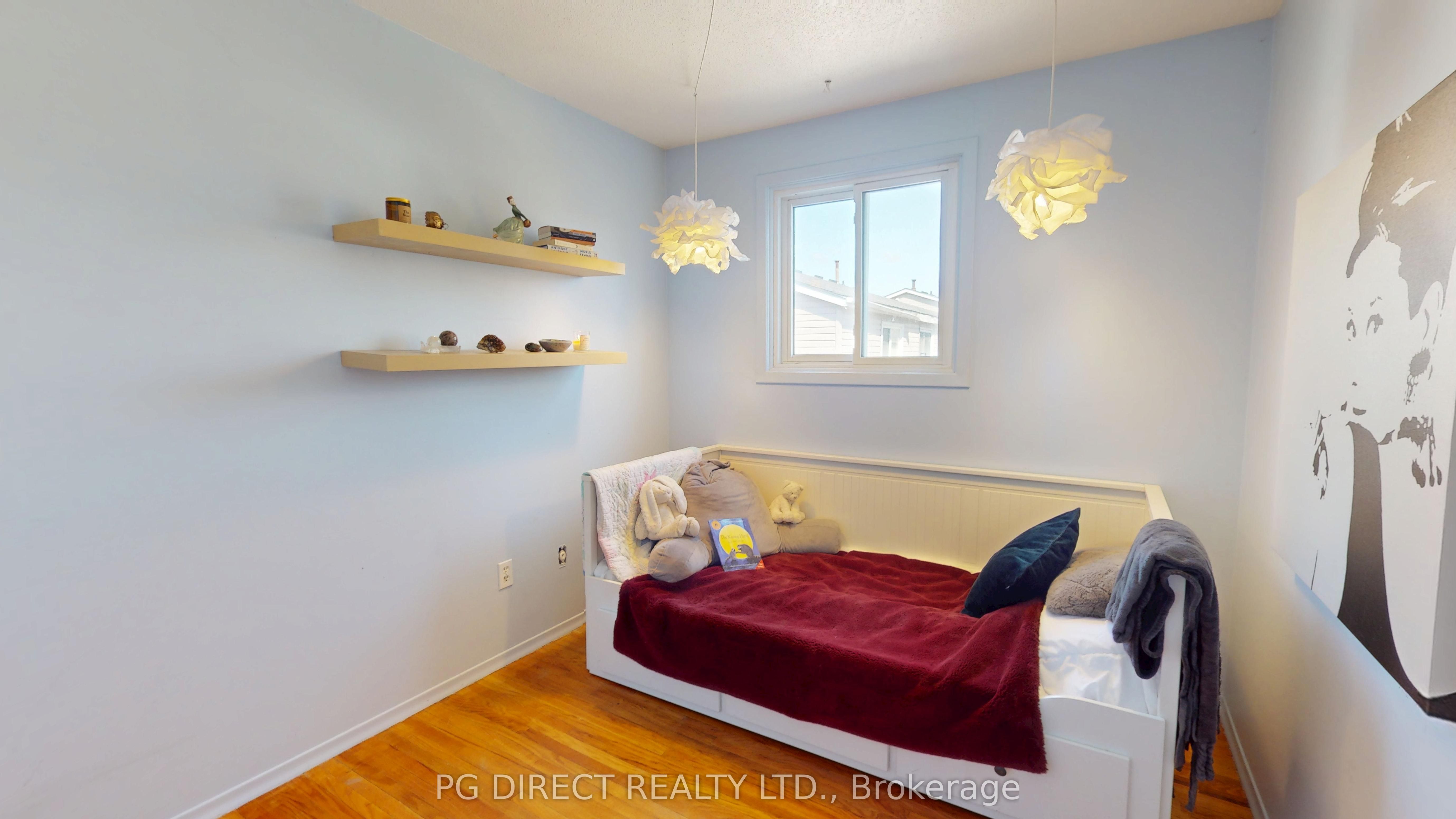 320 C Bluevale Street N 47 Property Photo 11