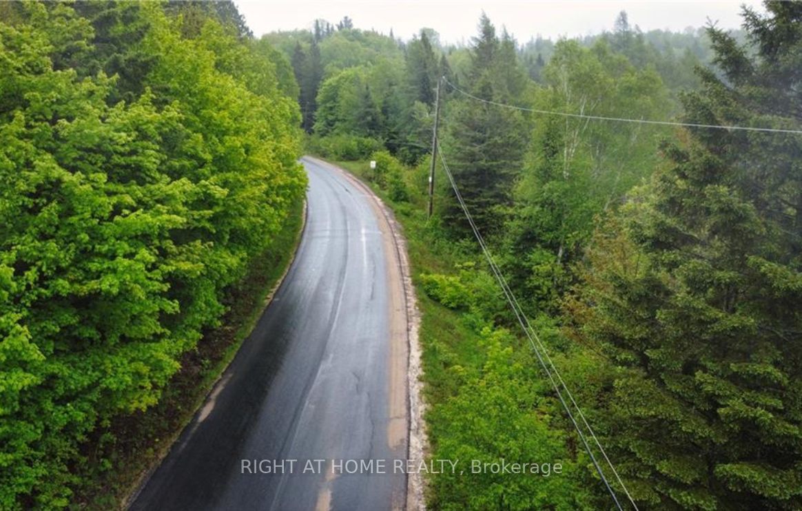 2087 Machar Strong Boundry Road Property Photo 4