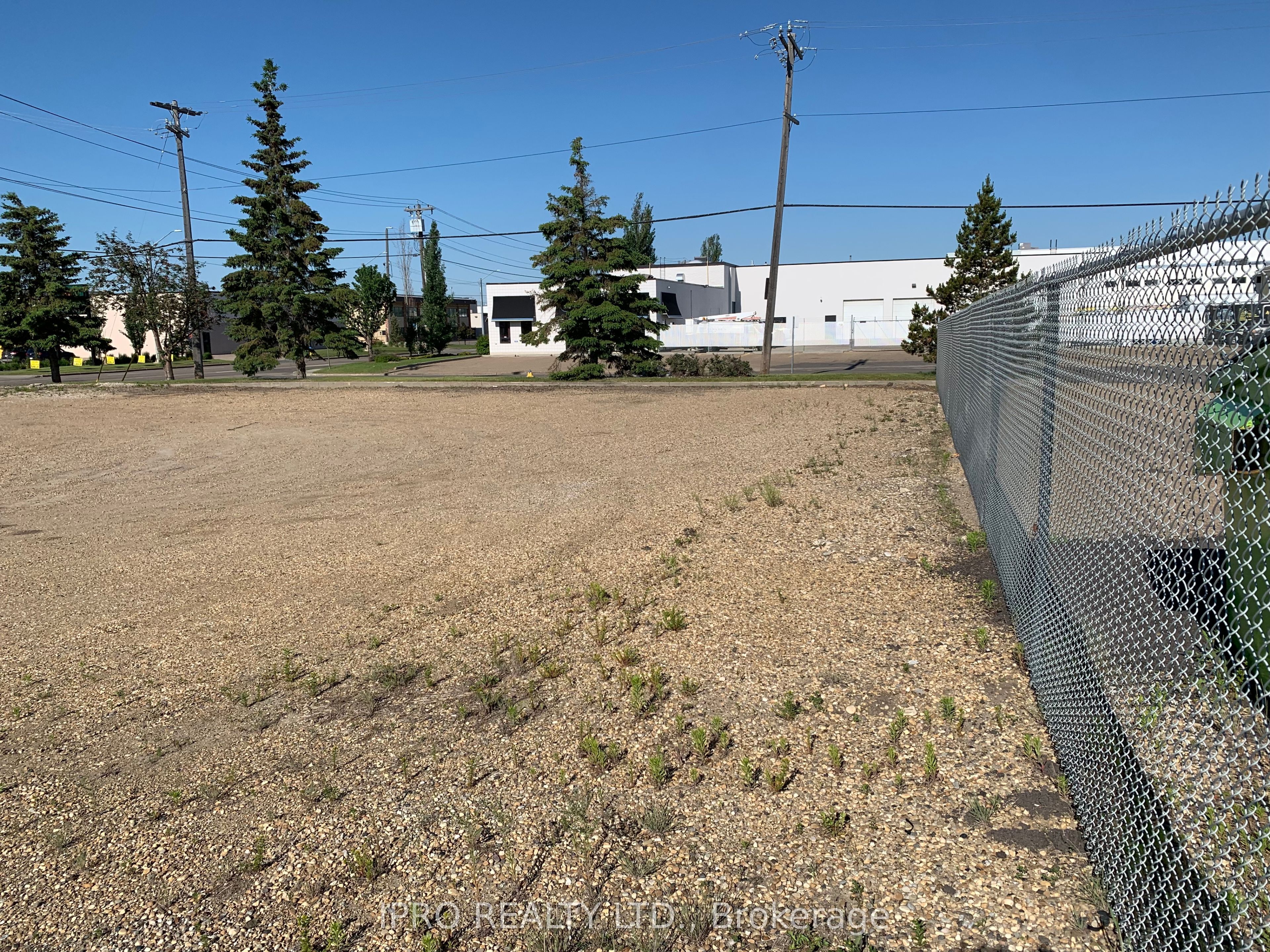 15140 118 Avenue Property Photo 7