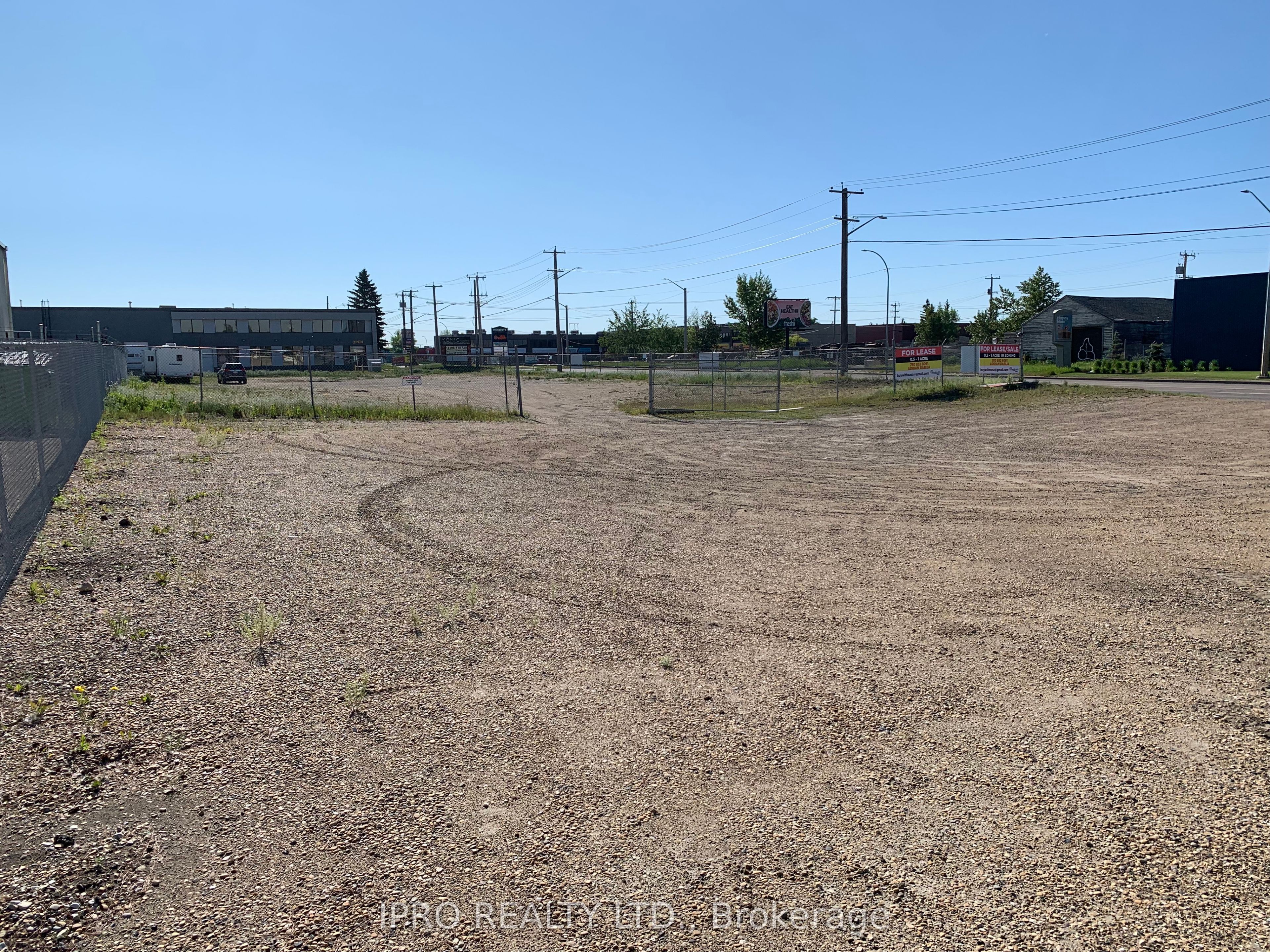 15140 118 Avenue Property Photo 8