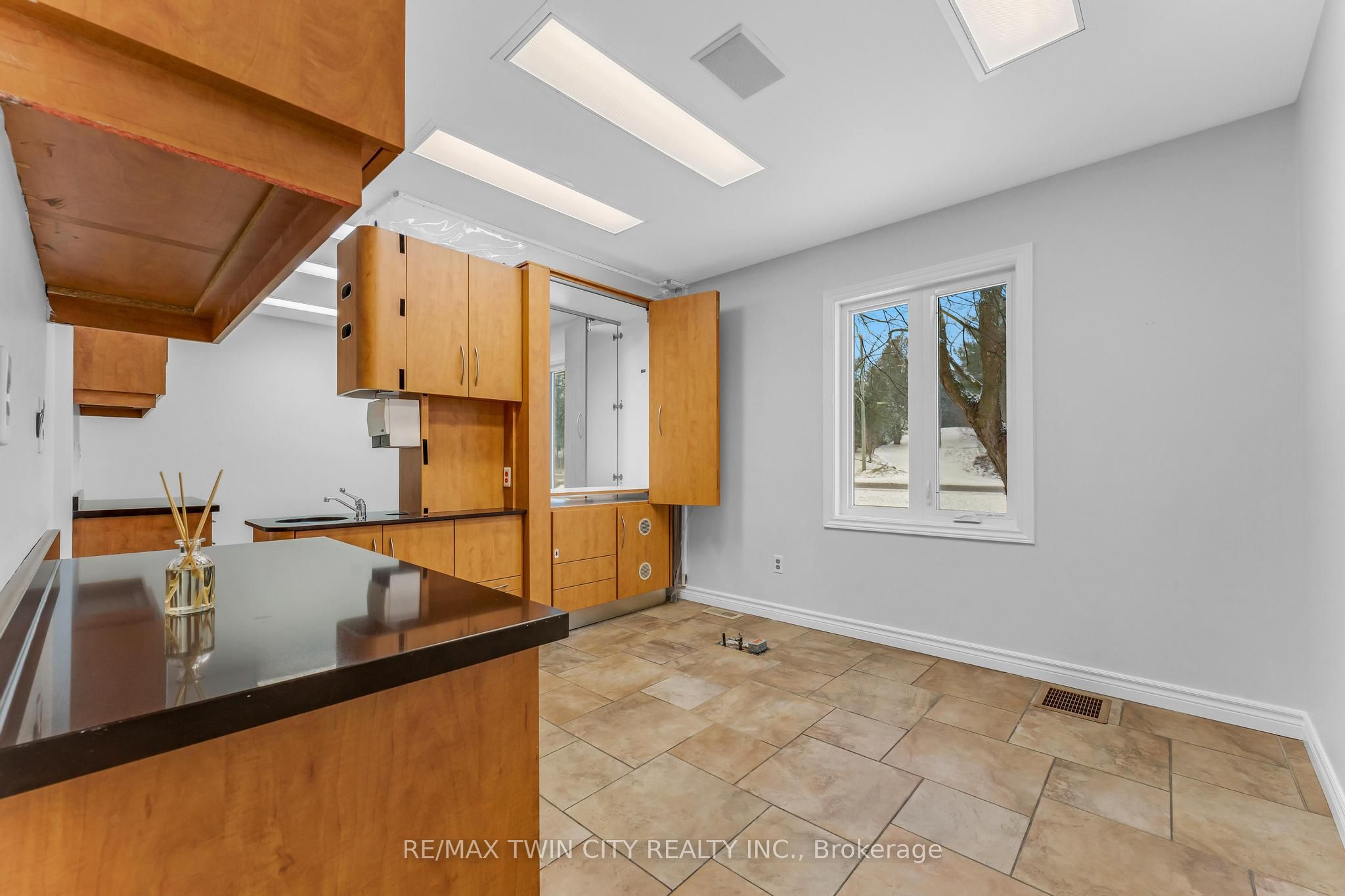 9565 Wellington Rd 124 Road Property Photo 9