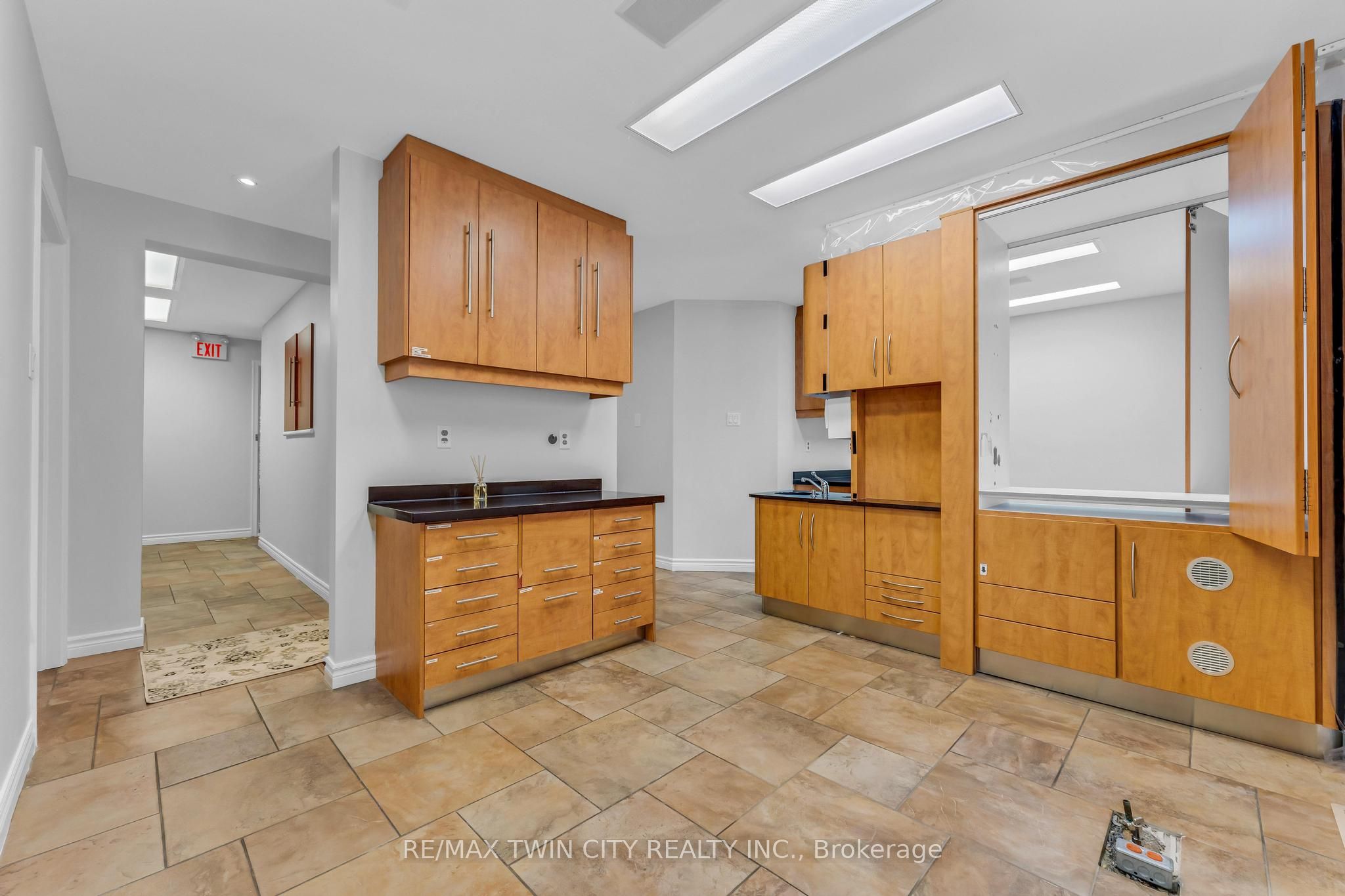 9565 Wellington Rd 124 Road Property Photo 10