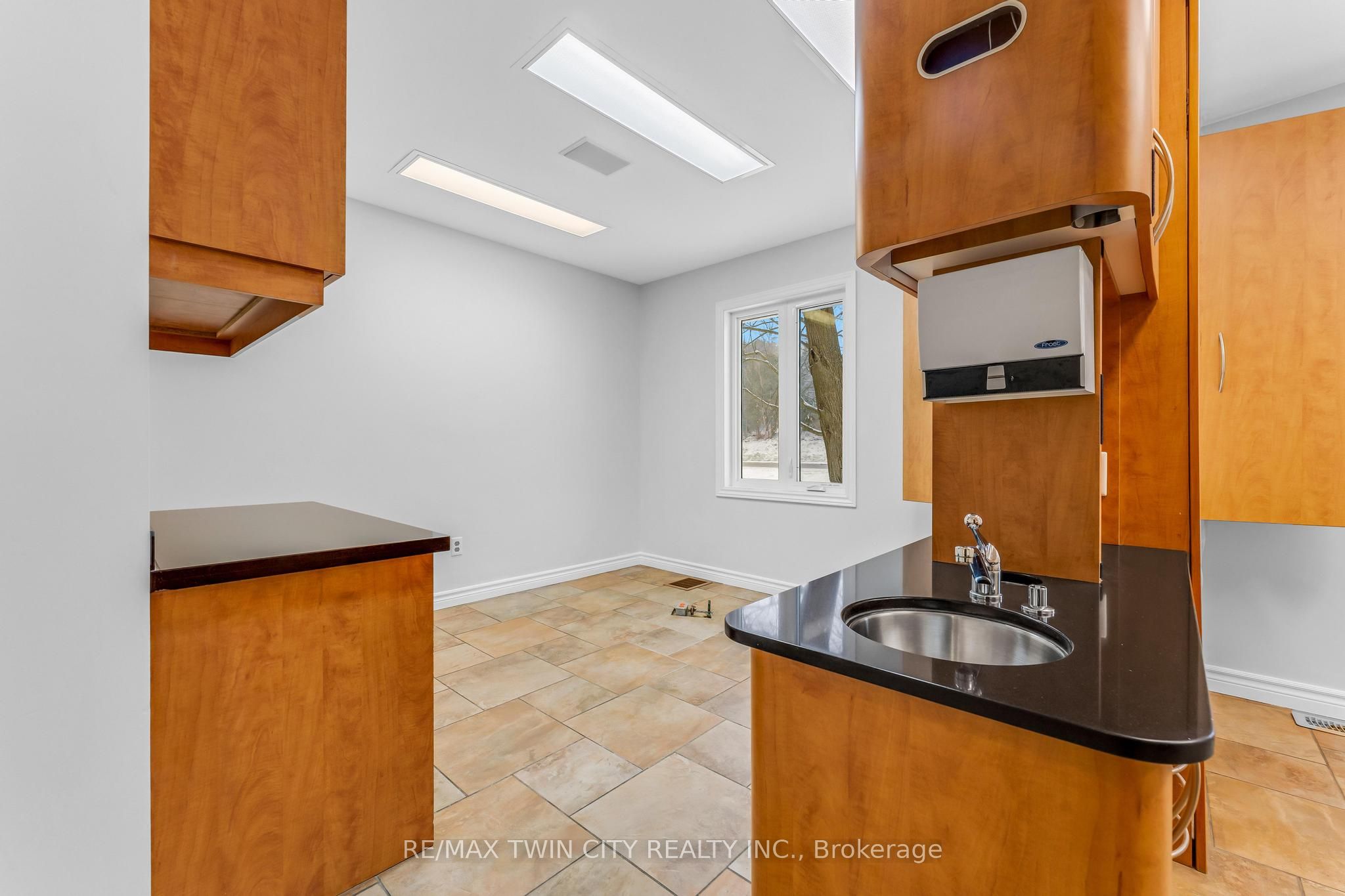 9565 Wellington Rd 124 Road Property Photo 11