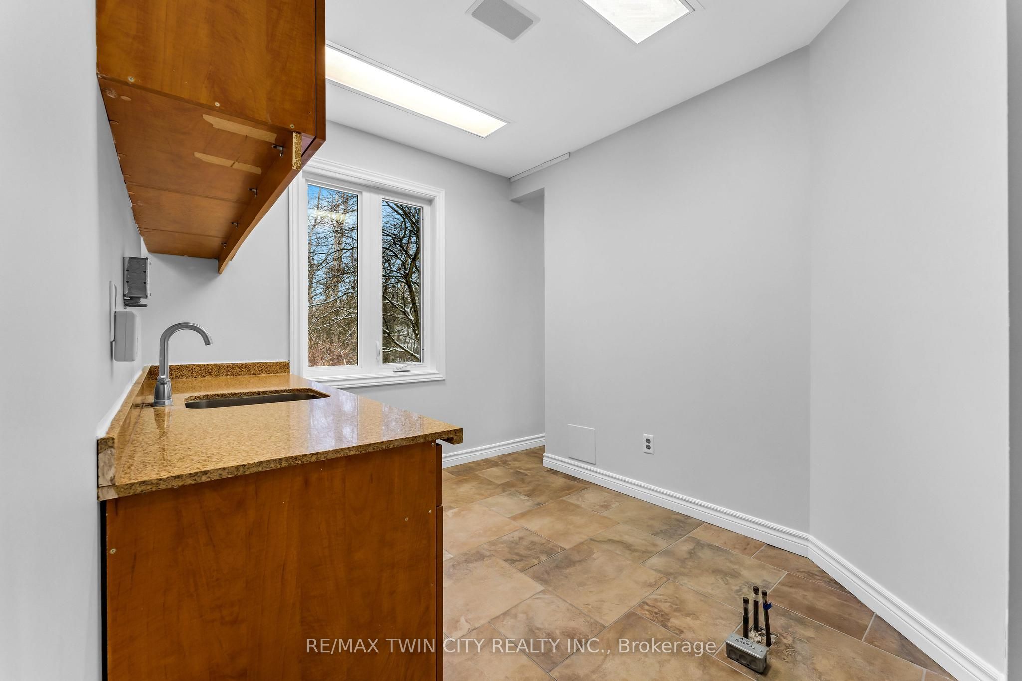 9565 Wellington Rd 124 Road Property Photo 23