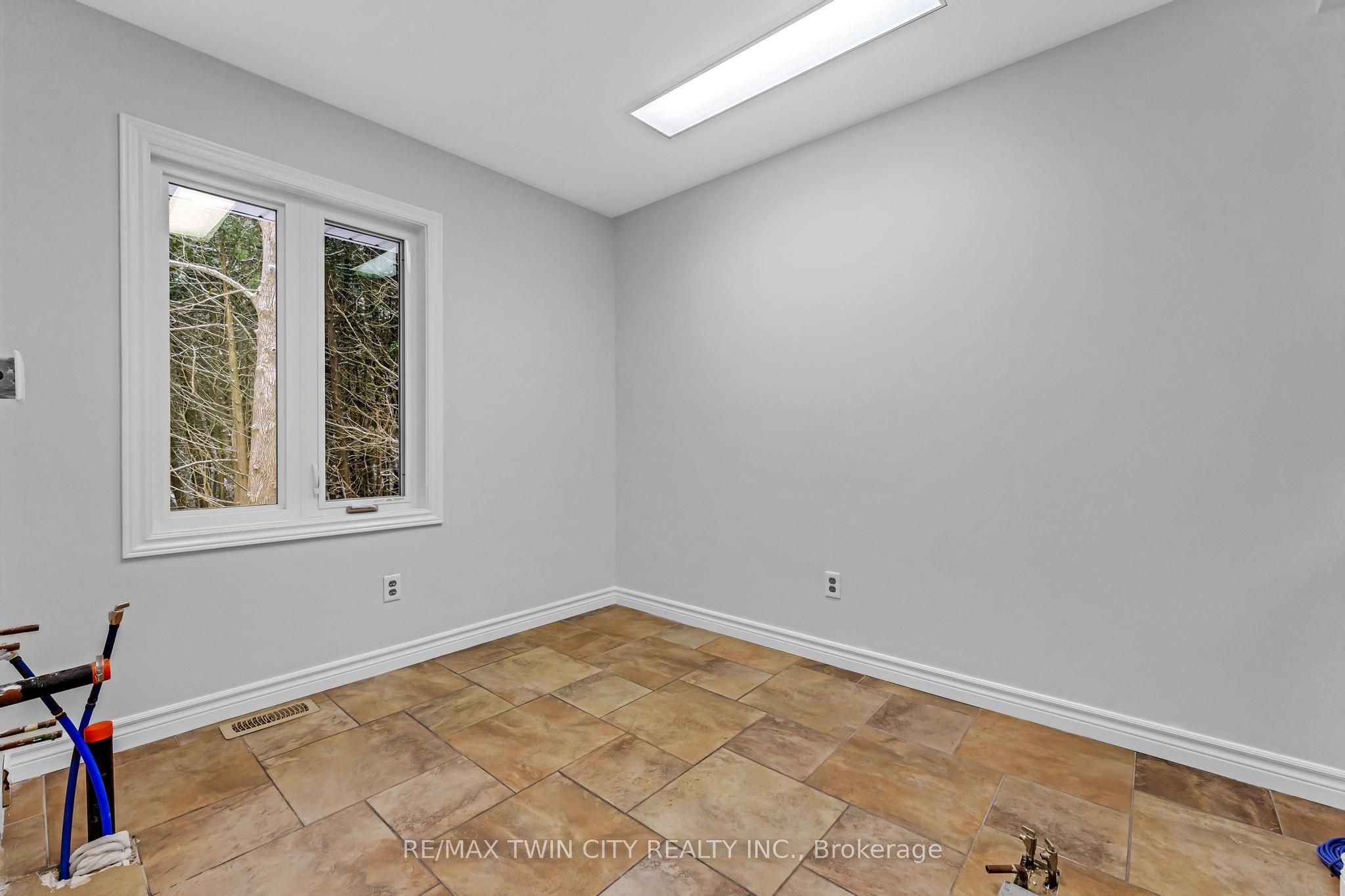 9565 Wellington Rd 124 Road Property Photo 25