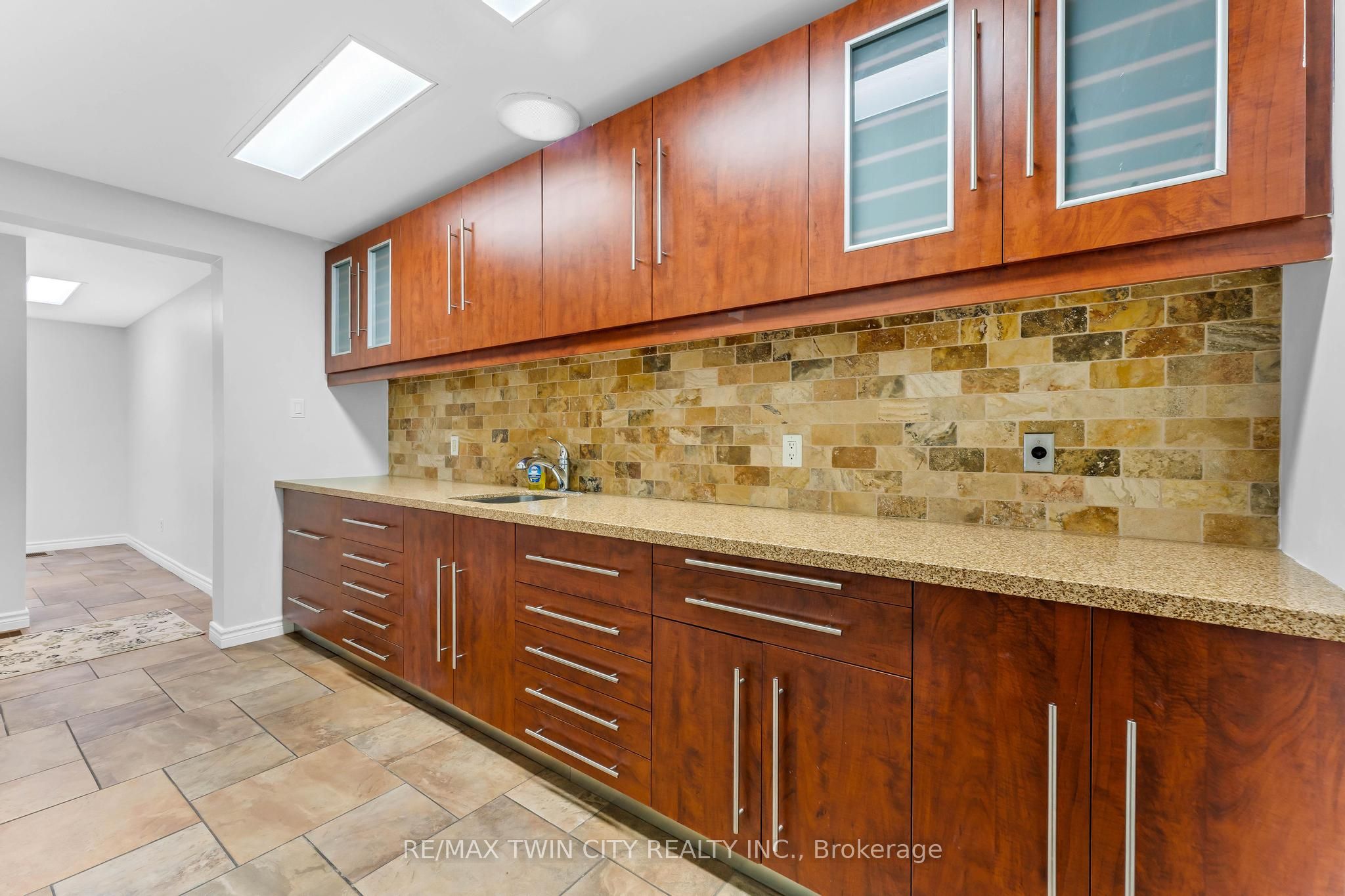 9565 Wellington Rd 124 Road Property Photo 29