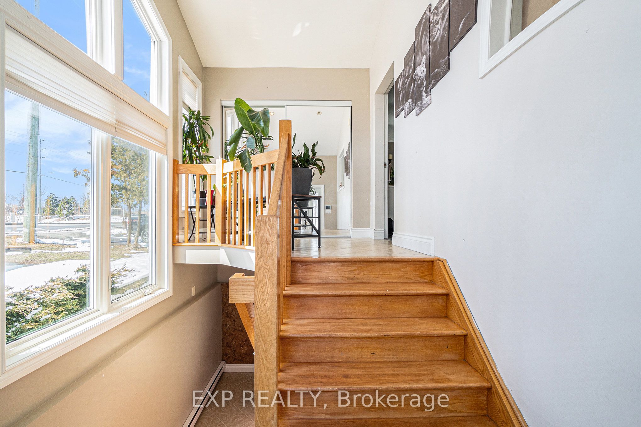 2147 Mer Bleue Road Property Photo 3