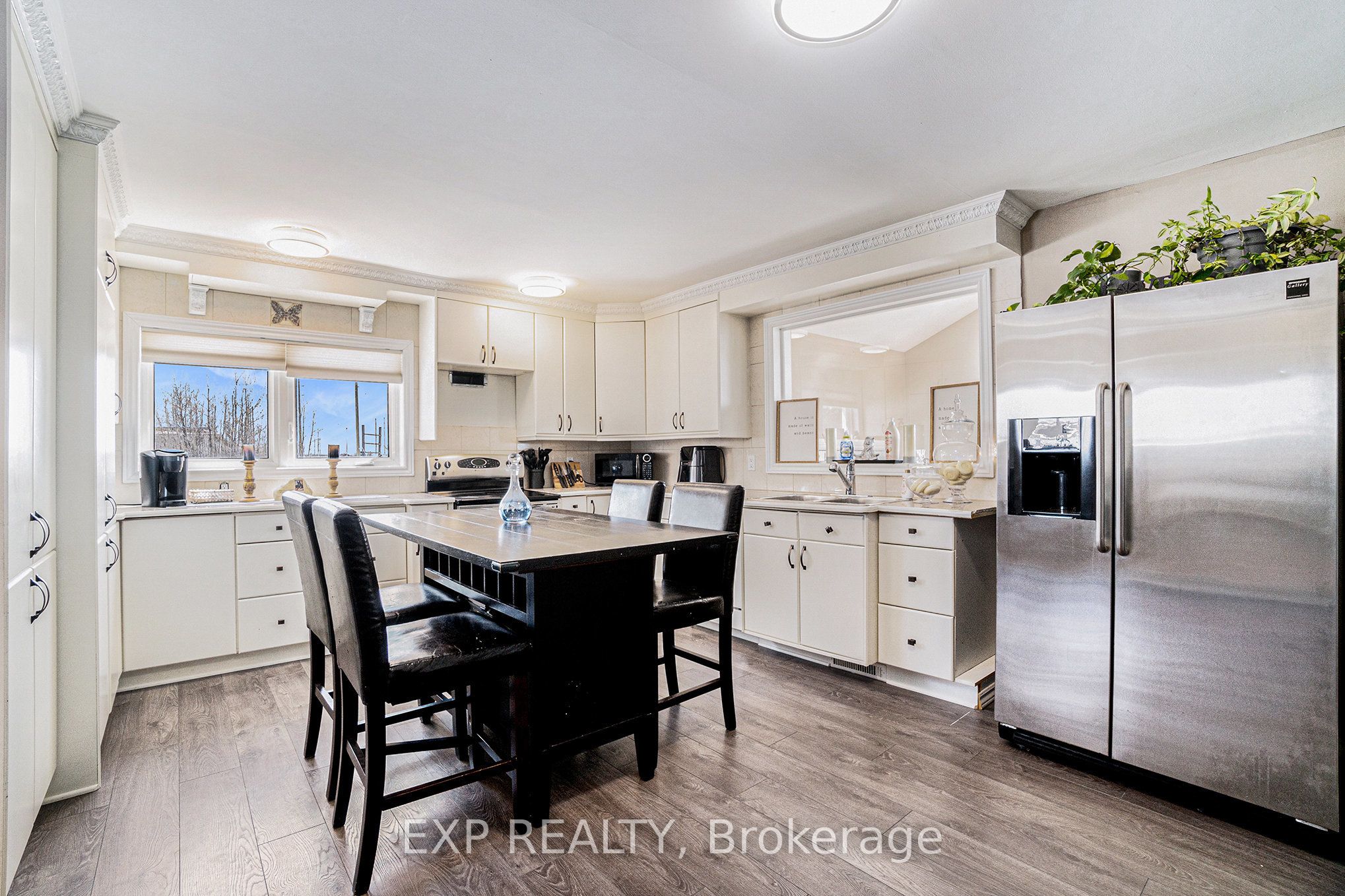 2147 Mer Bleue Road Property Photo 6