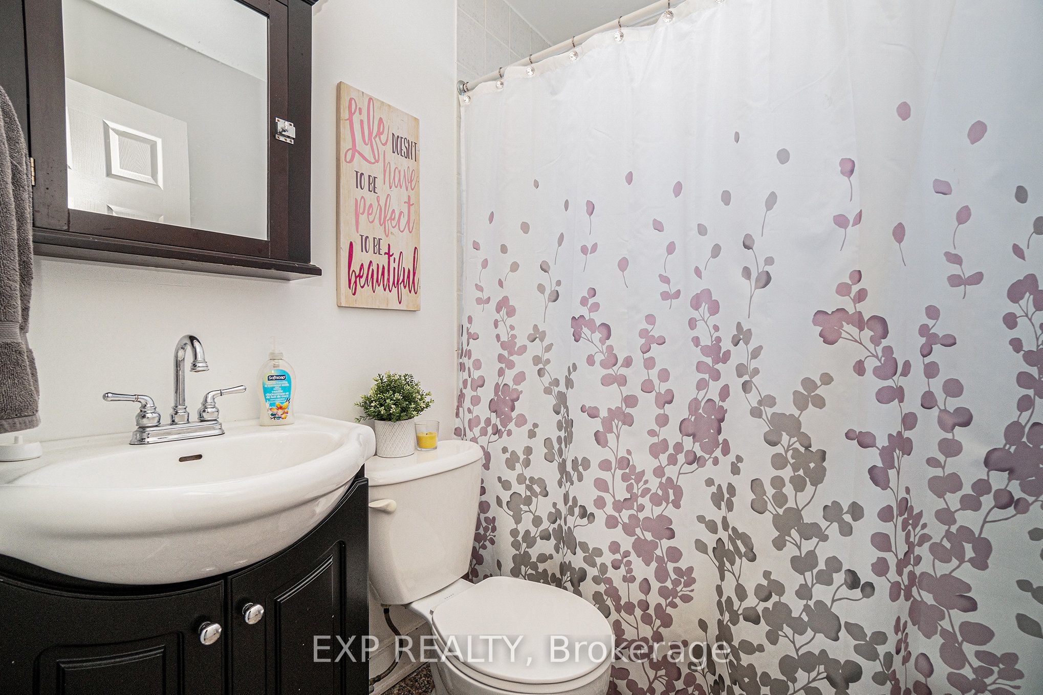 2147 Mer Bleue Road Property Photo 9