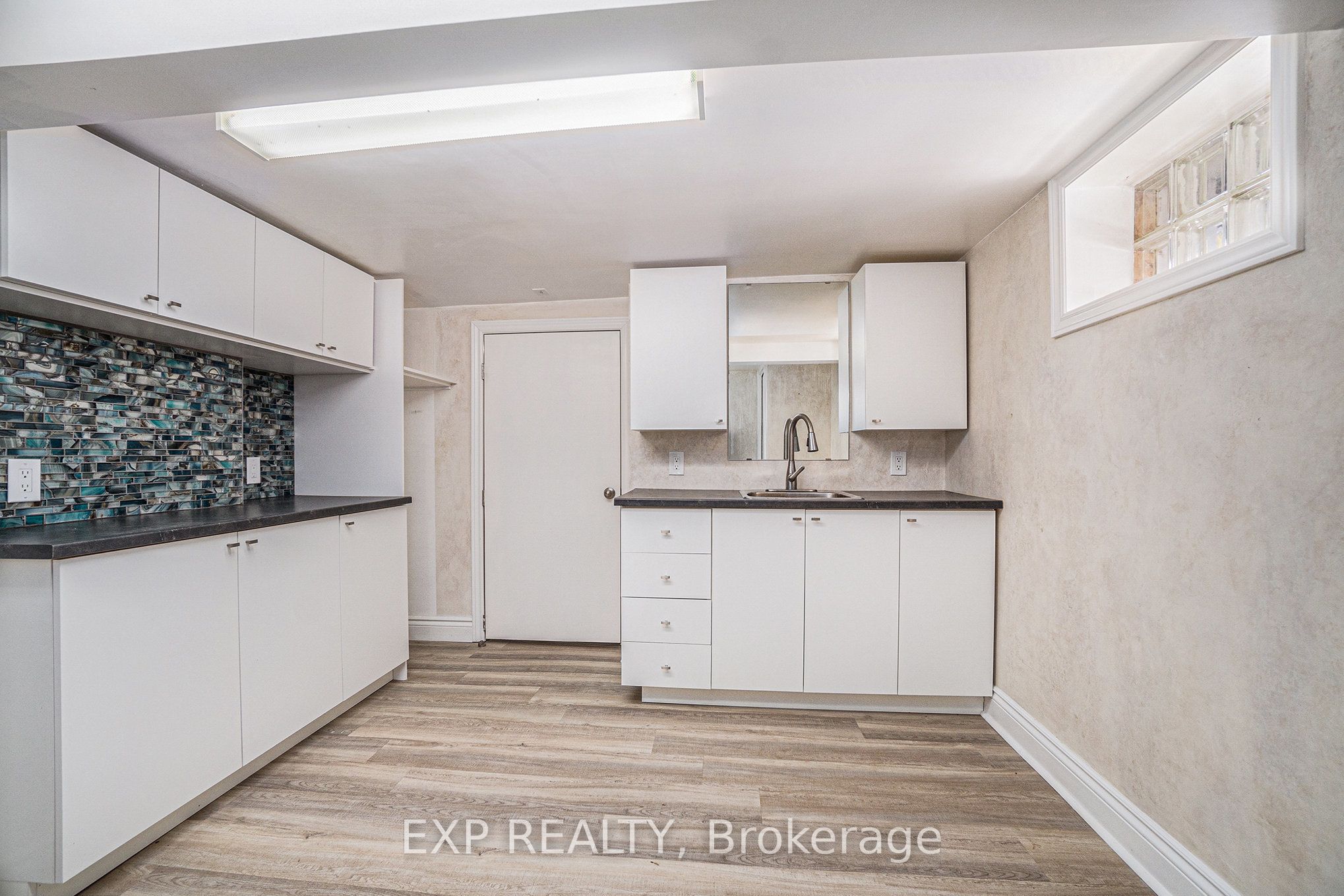 2147 Mer Bleue Road Property Photo 14