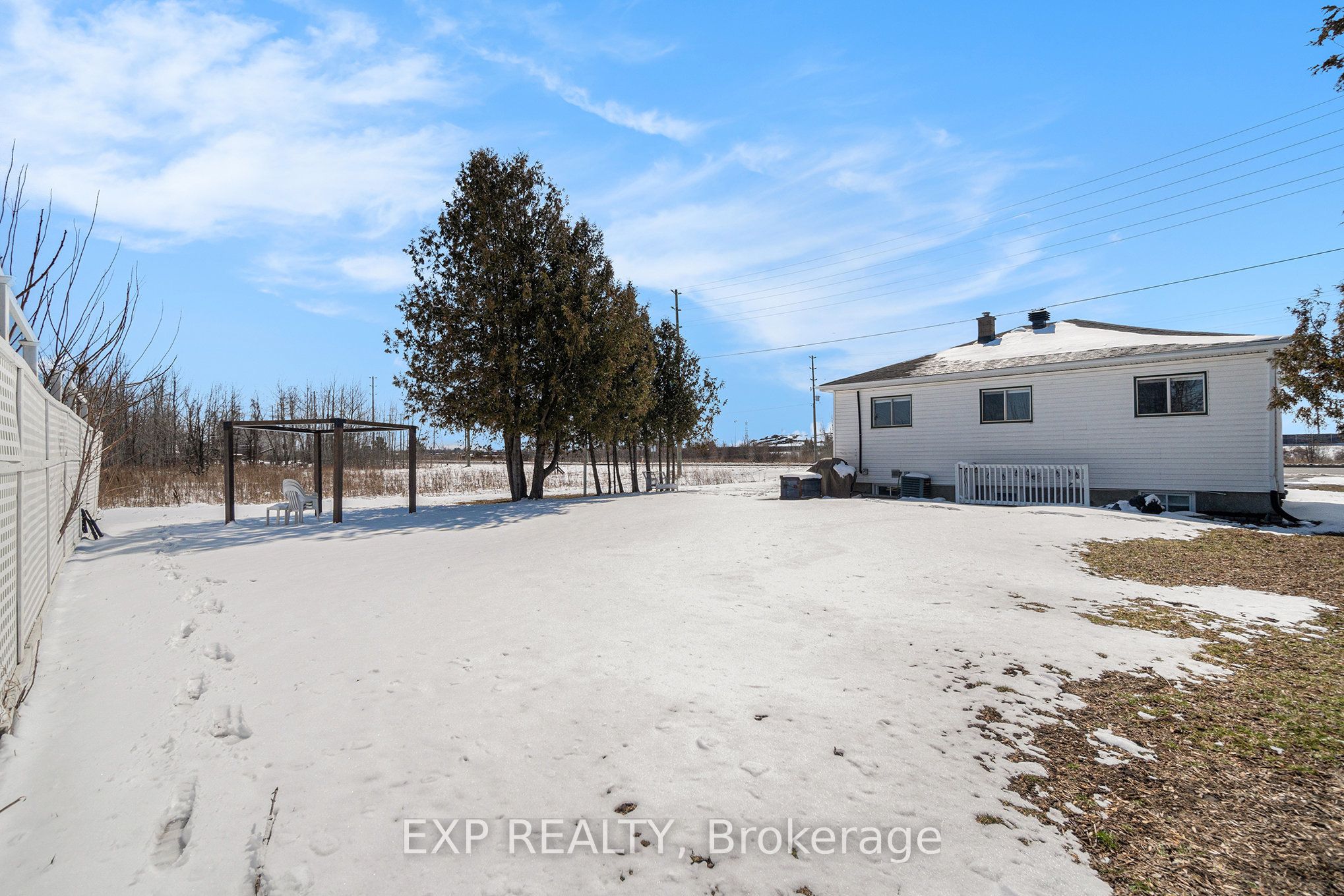 2147 Mer Bleue Road Property Photo 15