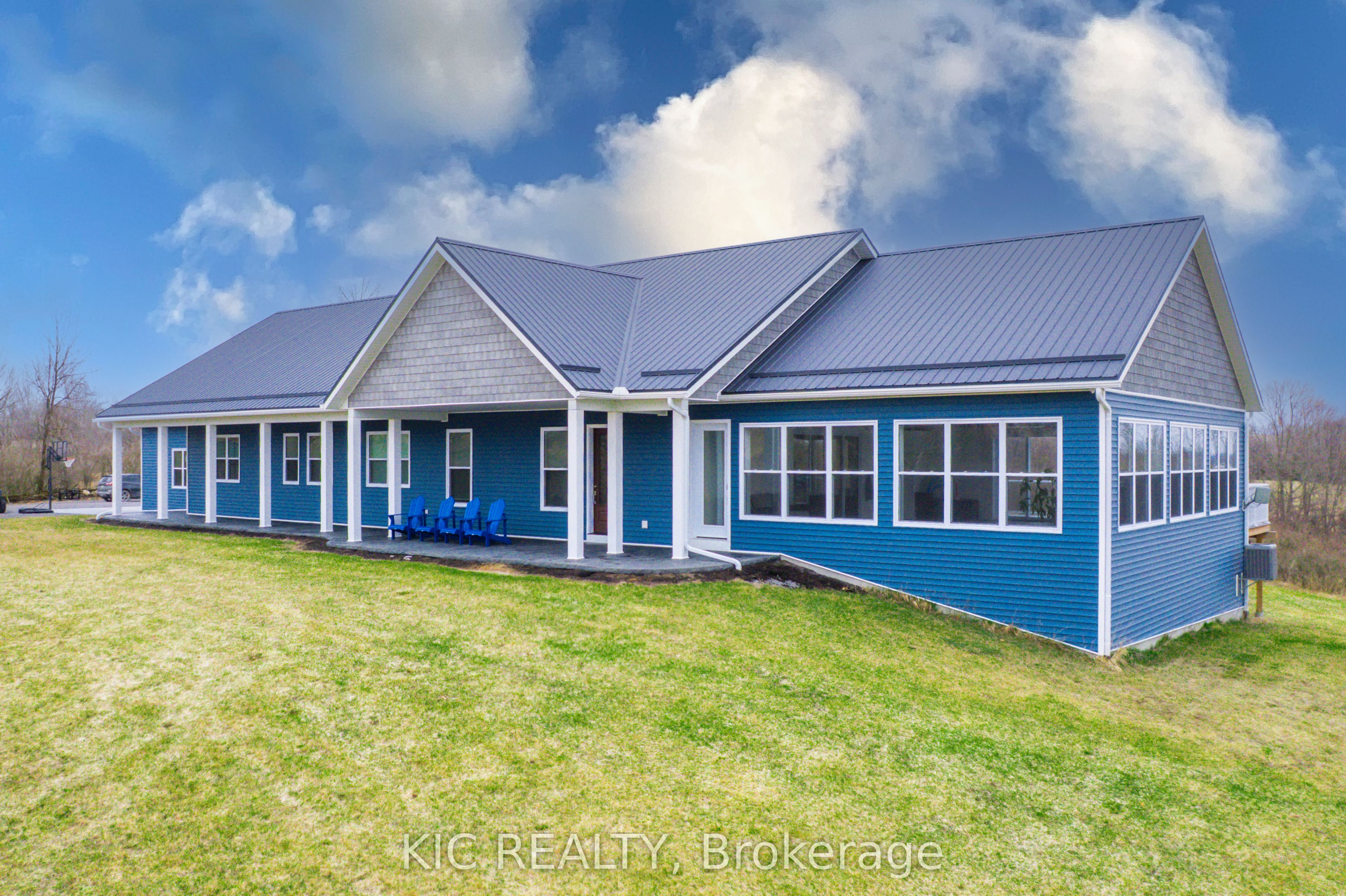 1717 Asphodel 10th Line Property Photo