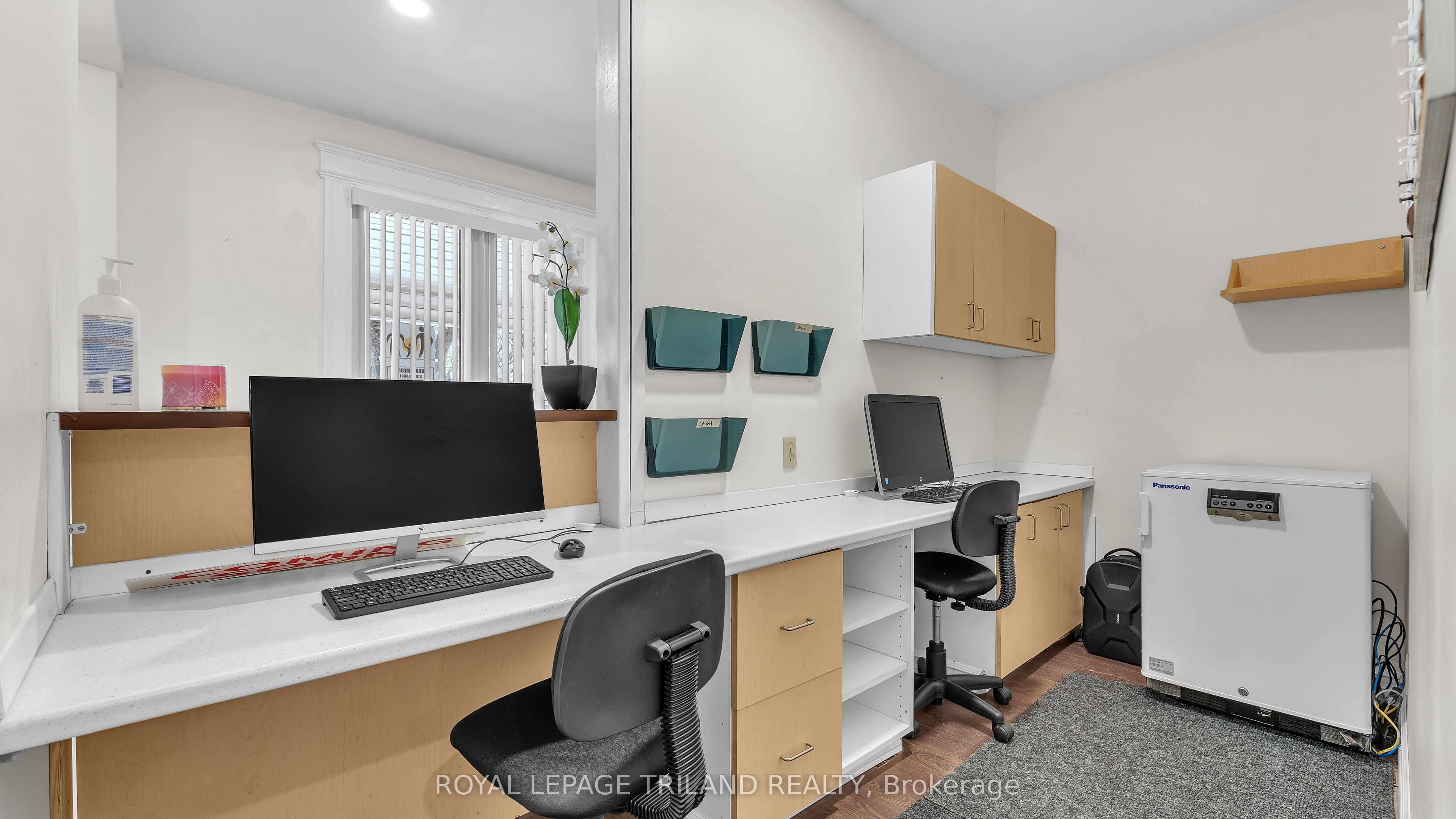 512 Oxford Street Property Photo 23