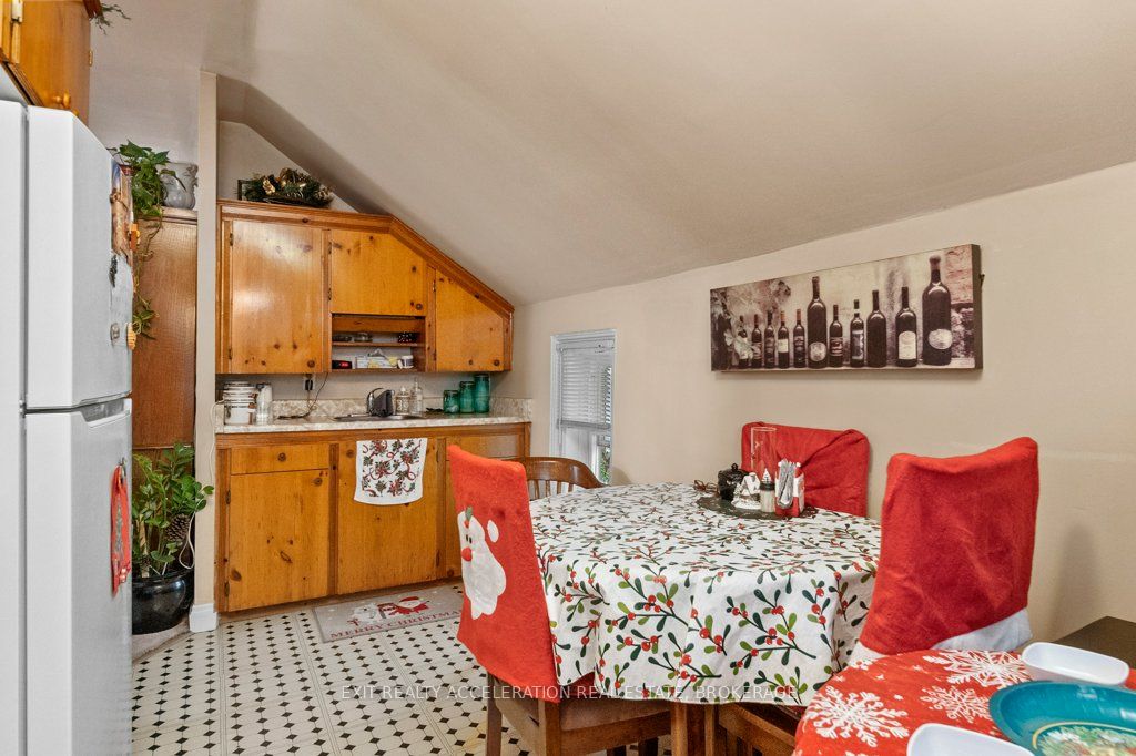 30 Bridge Street Property Photo 15