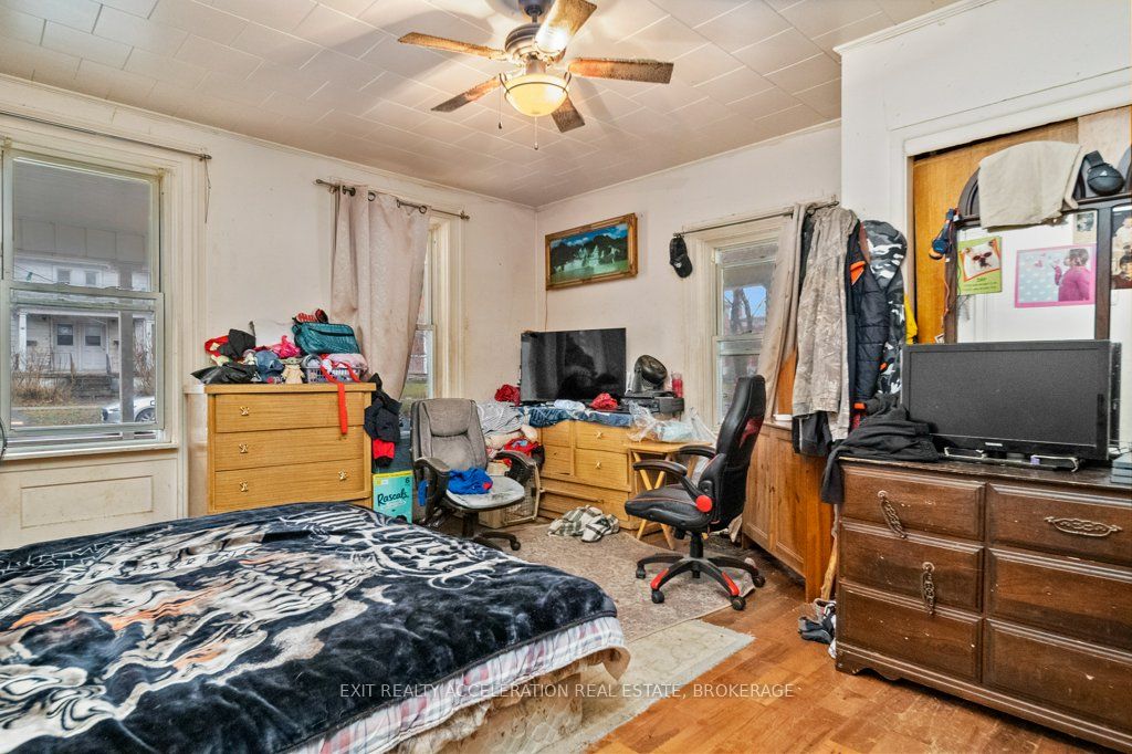 30 Bridge Street Property Photo 26