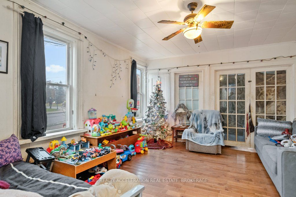 30 Bridge Street Property Photo 28