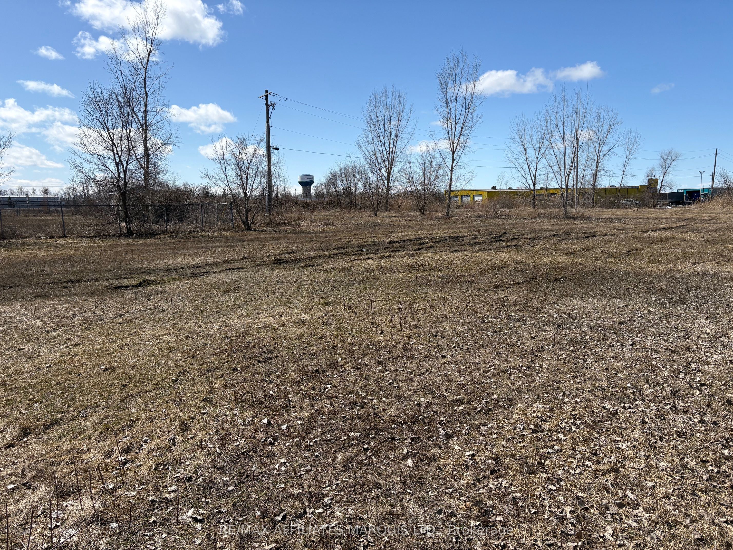 718 Tollgate Road Property Photo 8