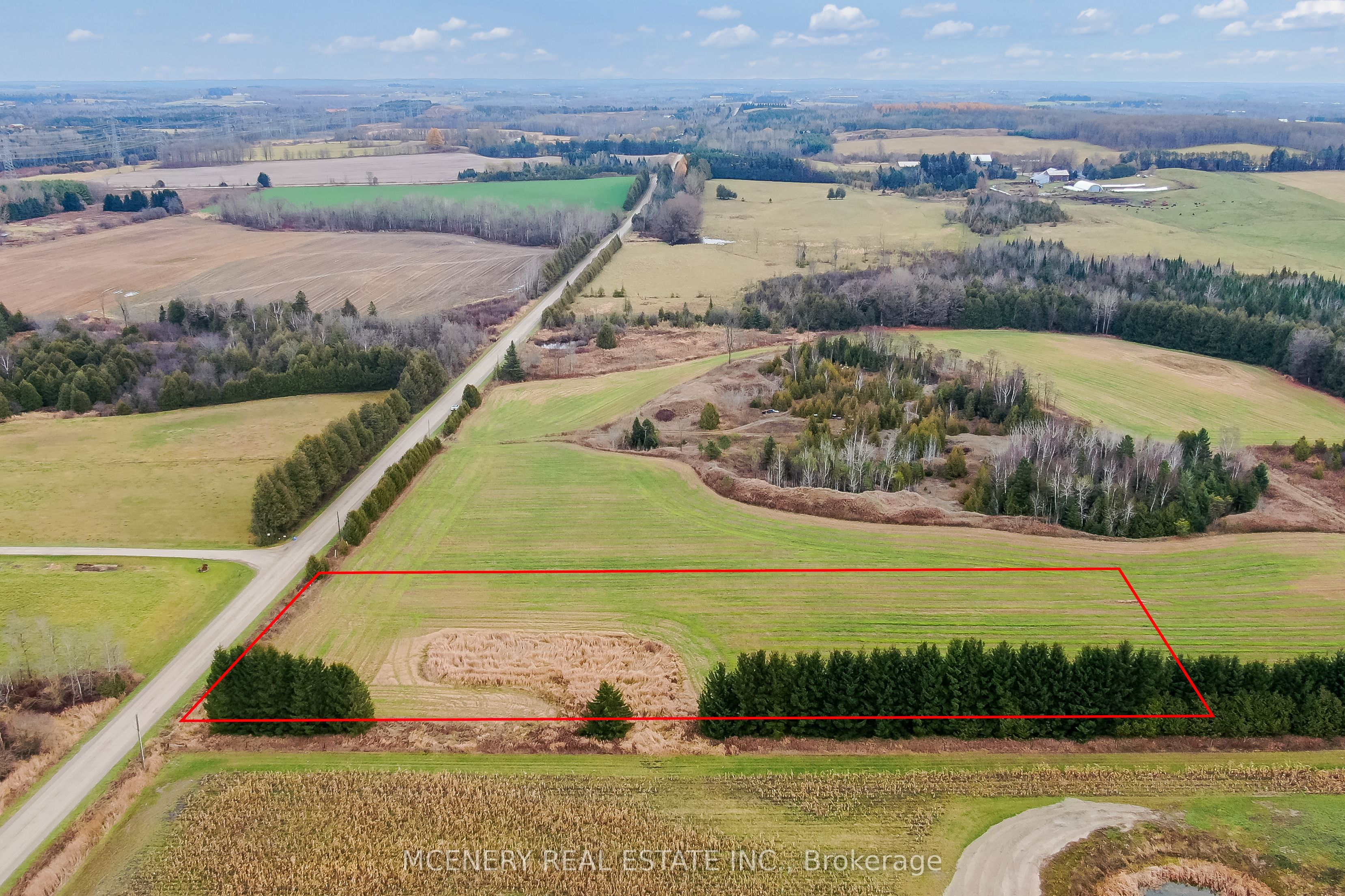 00 3rd Line Property Photo 5