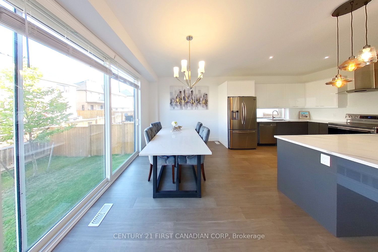 #30 - 1820 Canvas Way Property Photo 9