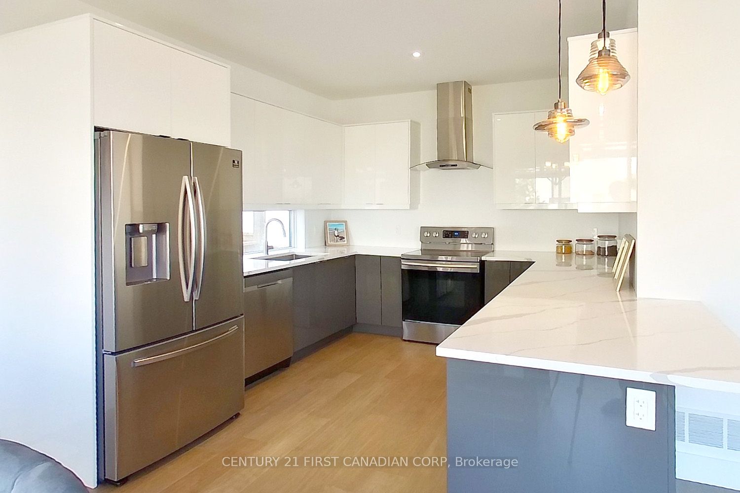 #30 - 1820 Canvas Way Property Photo 12