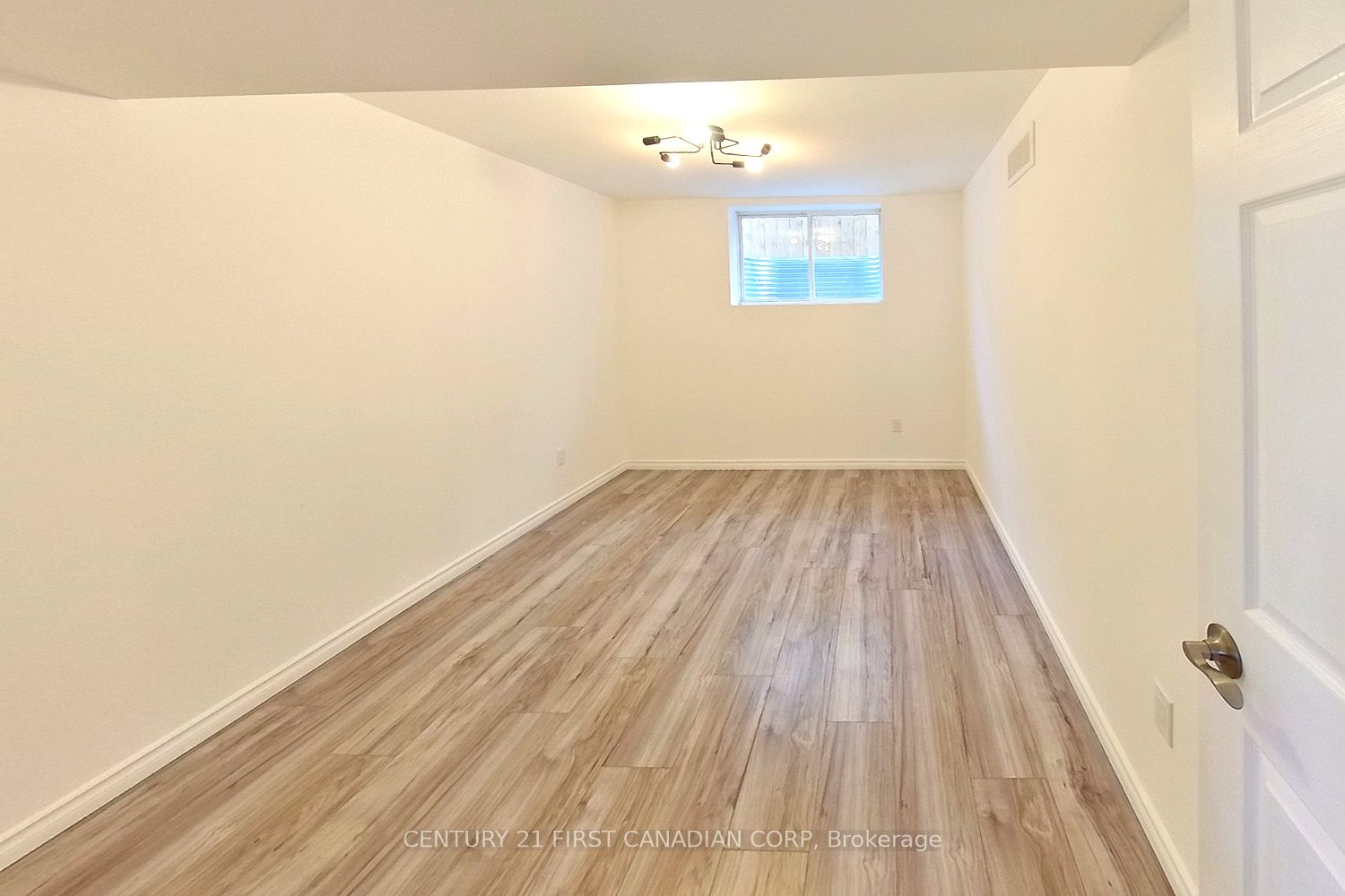#30 - 1820 Canvas Way Property Photo 24