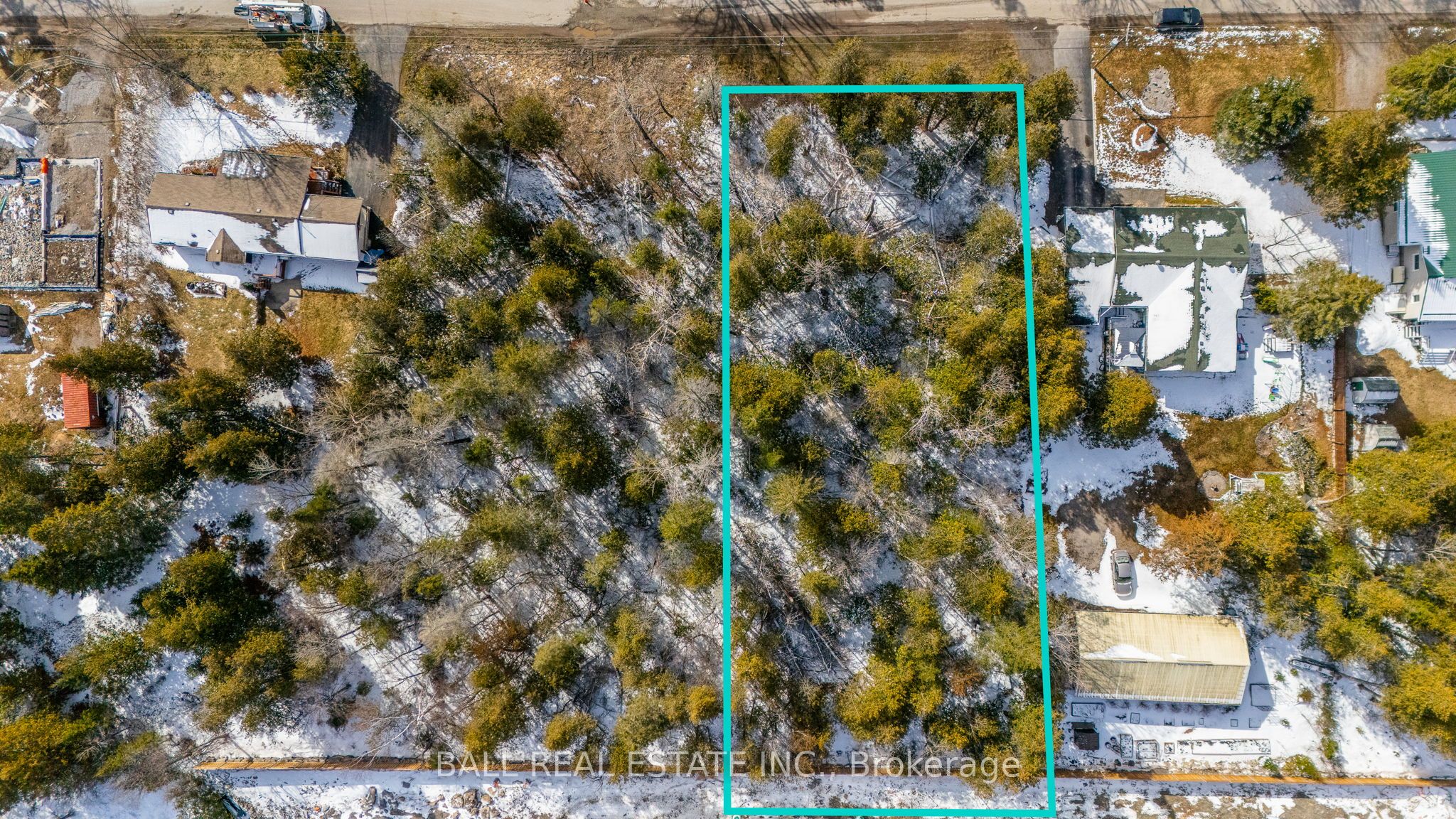 215 Front Street W Property Photo 1