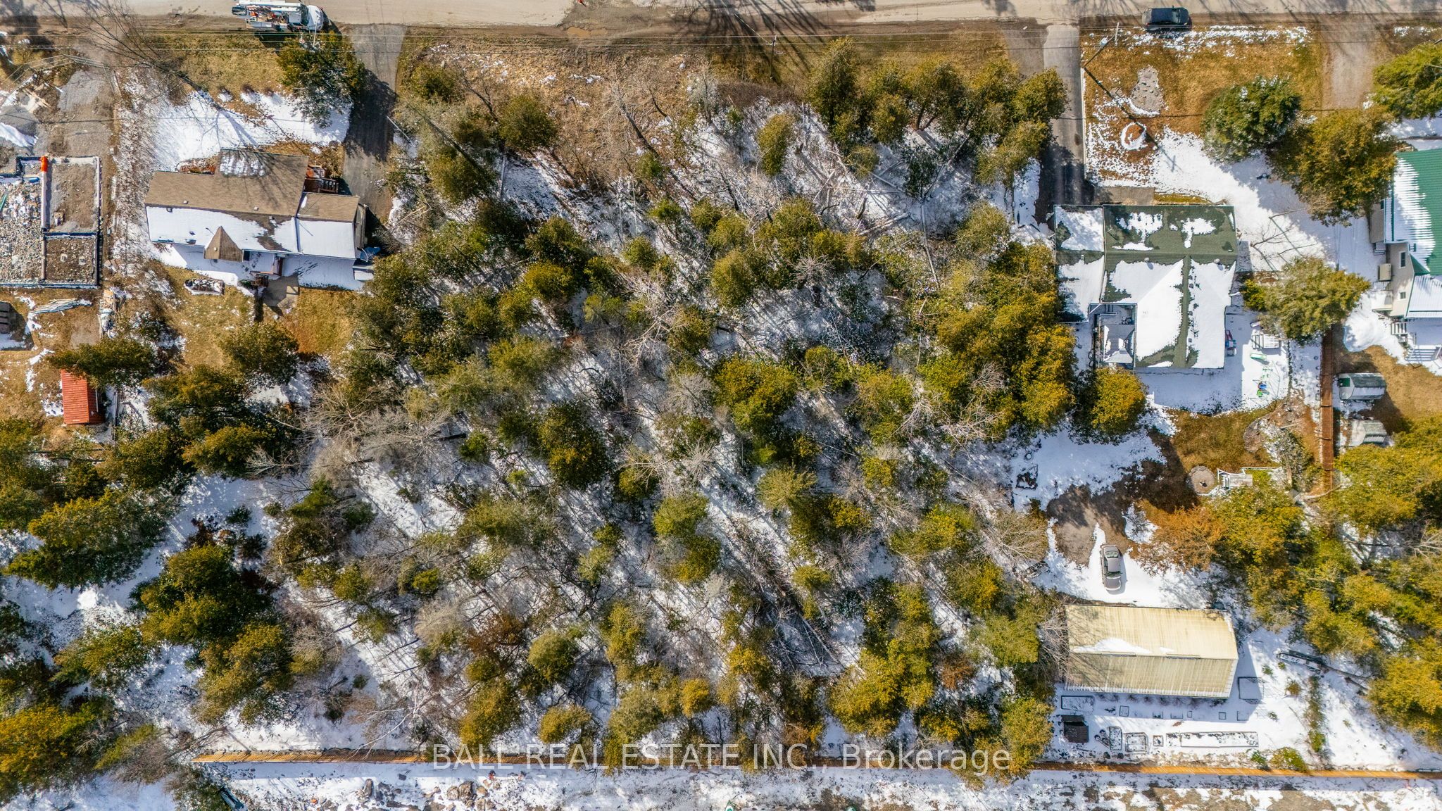 215 Front Street W Property Photo 10