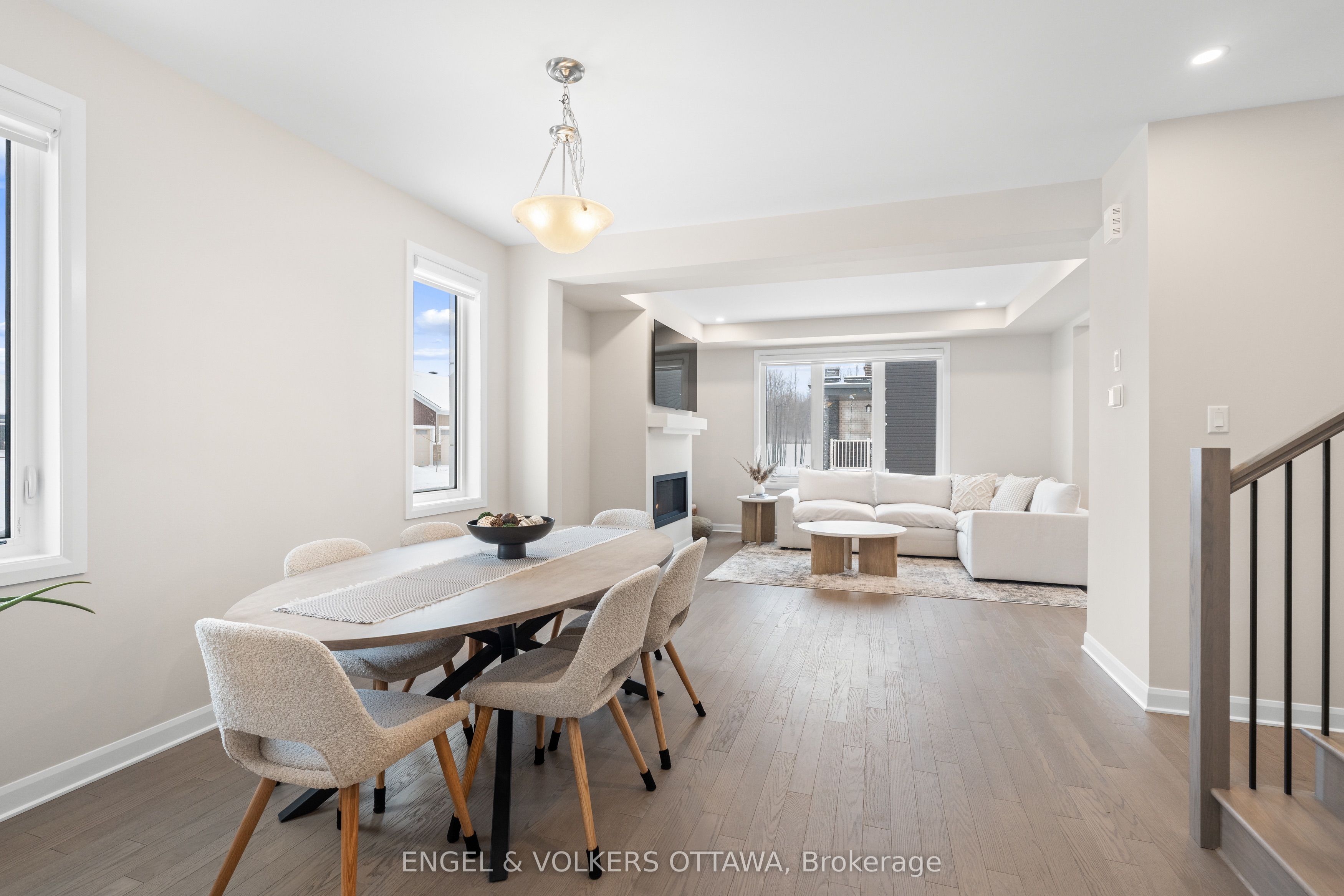 2053 Wanderer Avenue Property Photo 5