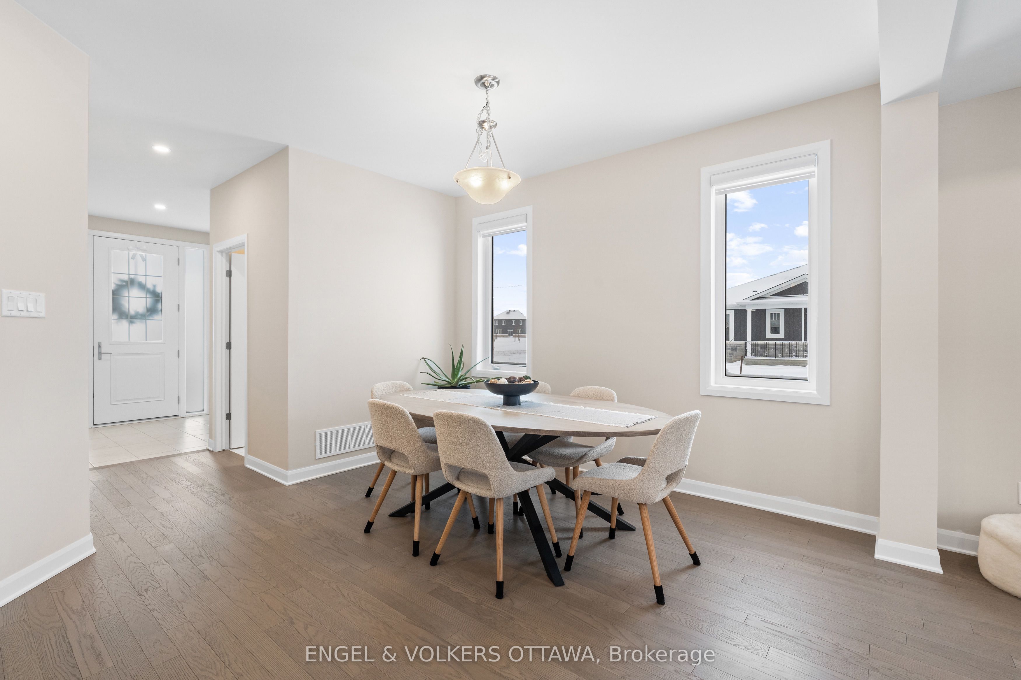 2053 Wanderer Avenue Property Photo 10