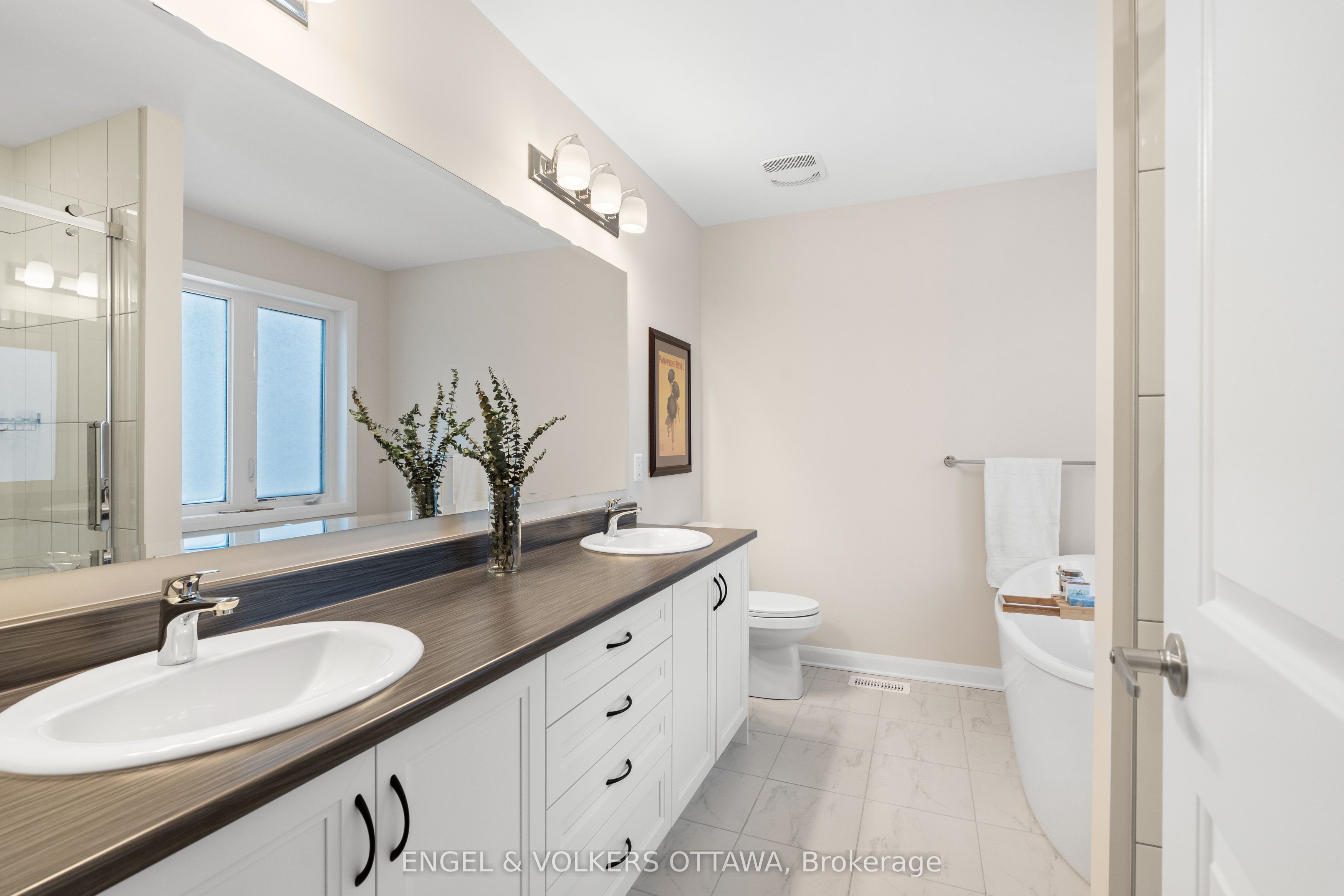 2053 Wanderer Avenue Property Photo 23