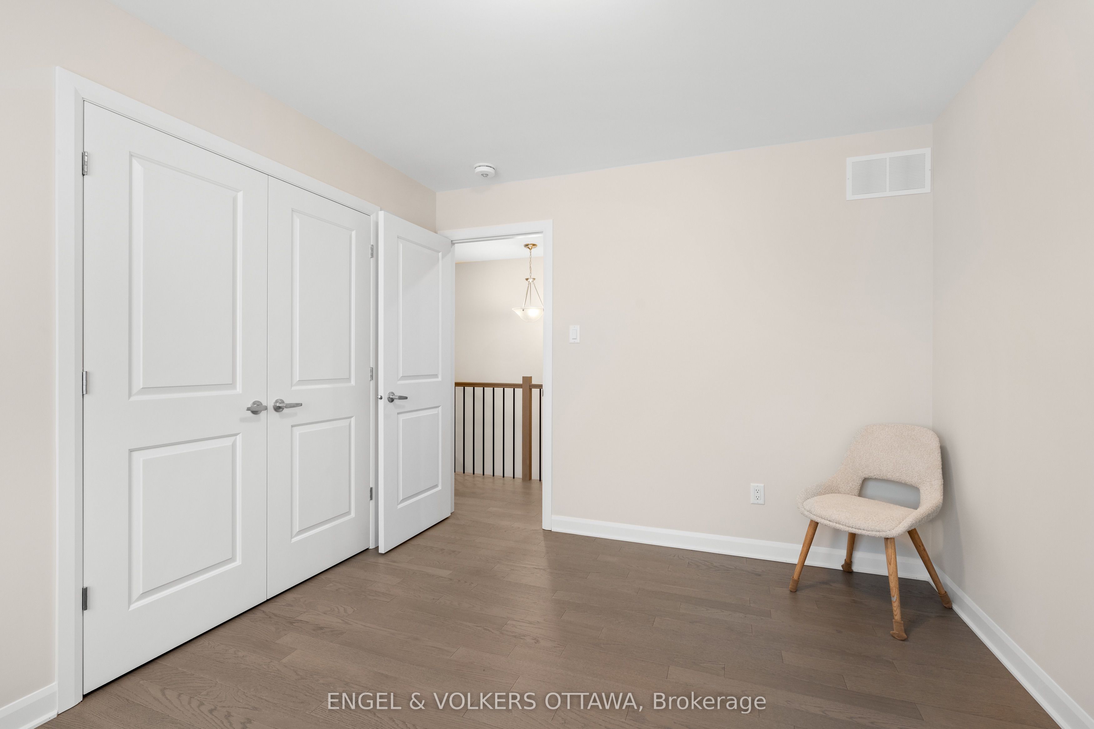 2053 Wanderer Avenue Property Photo 32