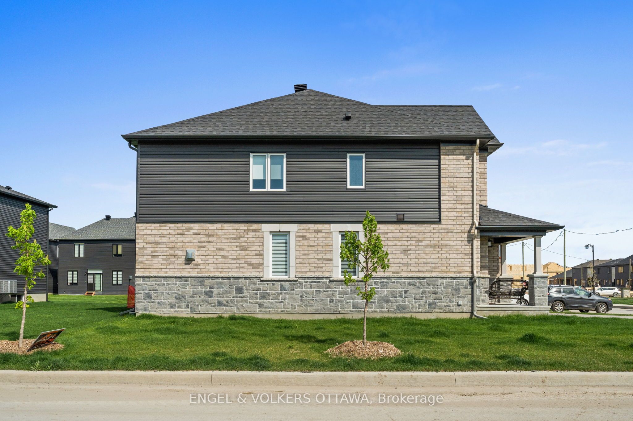 2053 Wanderer Avenue Property Photo 33