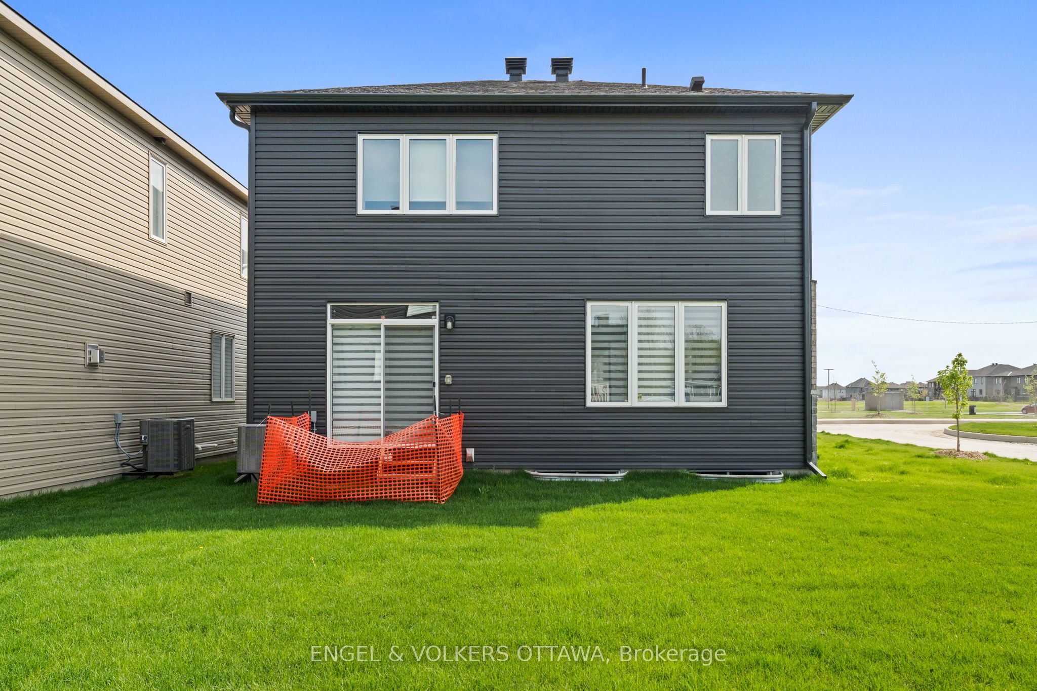 2053 Wanderer Avenue Property Photo 35