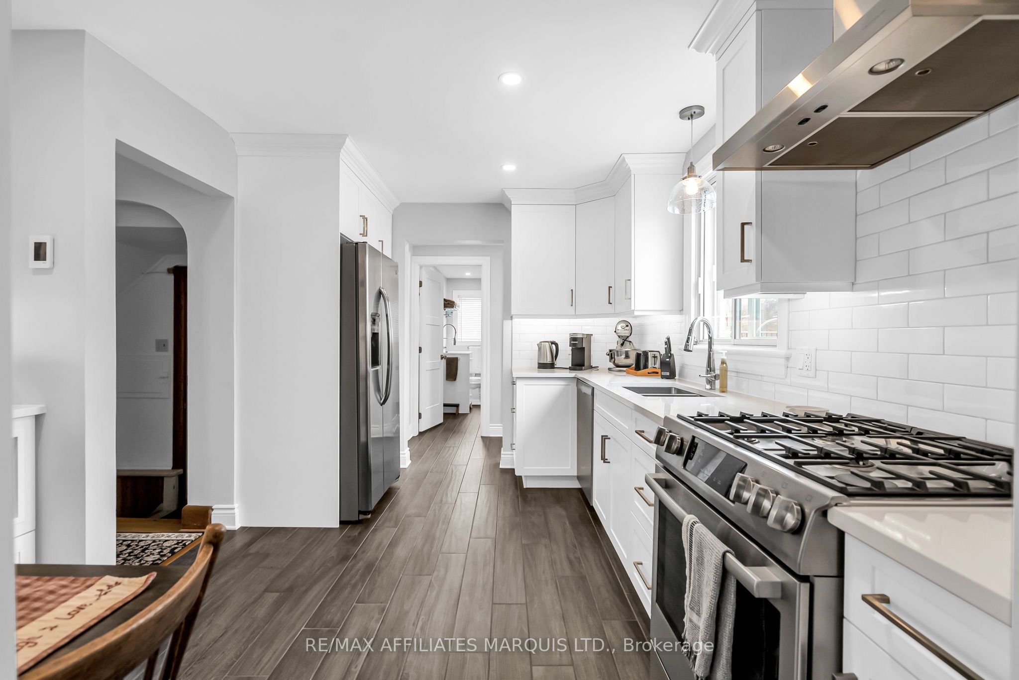 1601 Peter Street Property Photo 8
