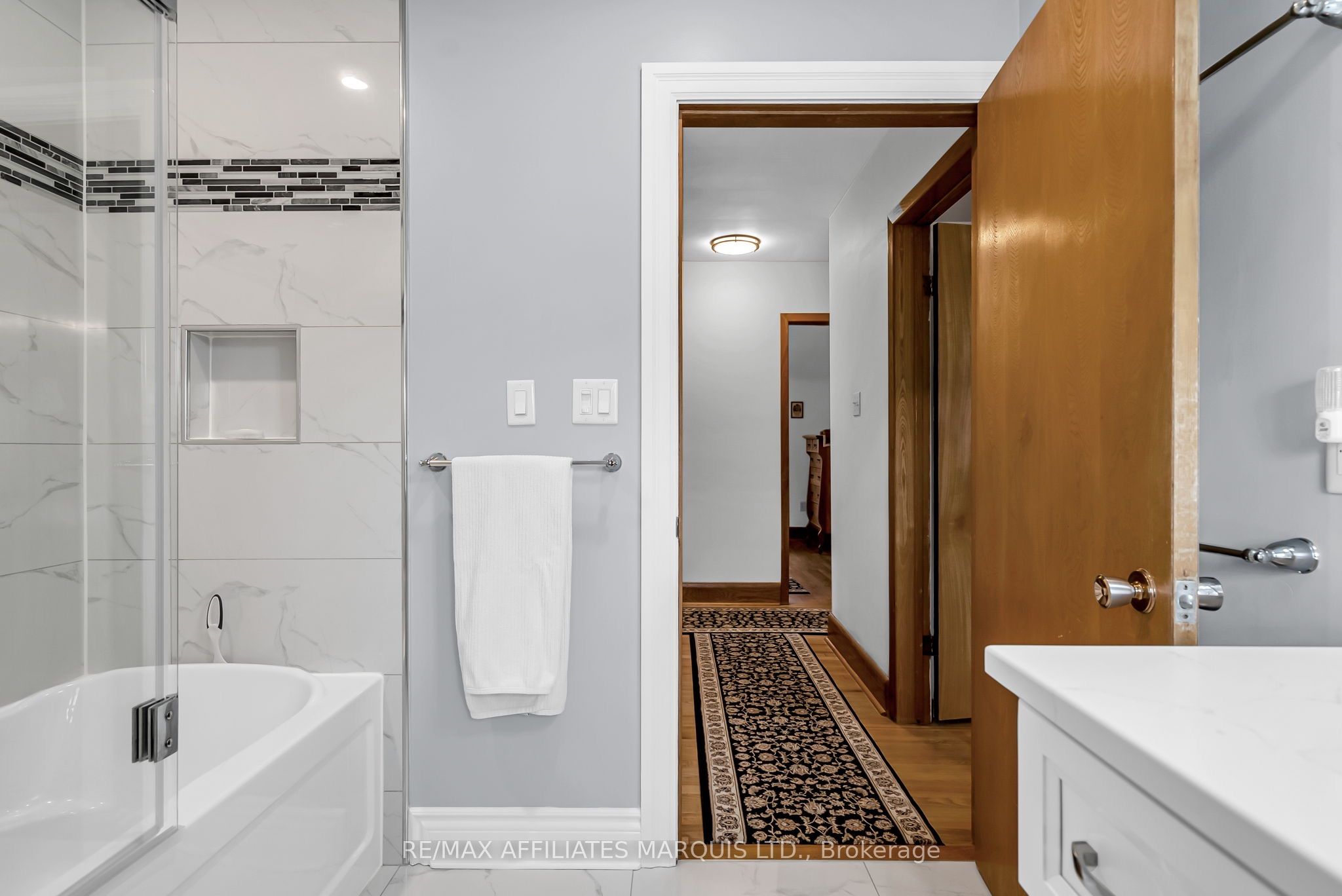 1601 Peter Street Property Photo 37