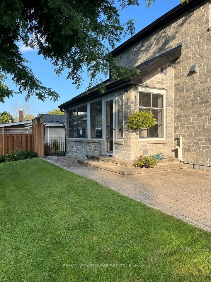 1601 Peter Street Property Photo 38