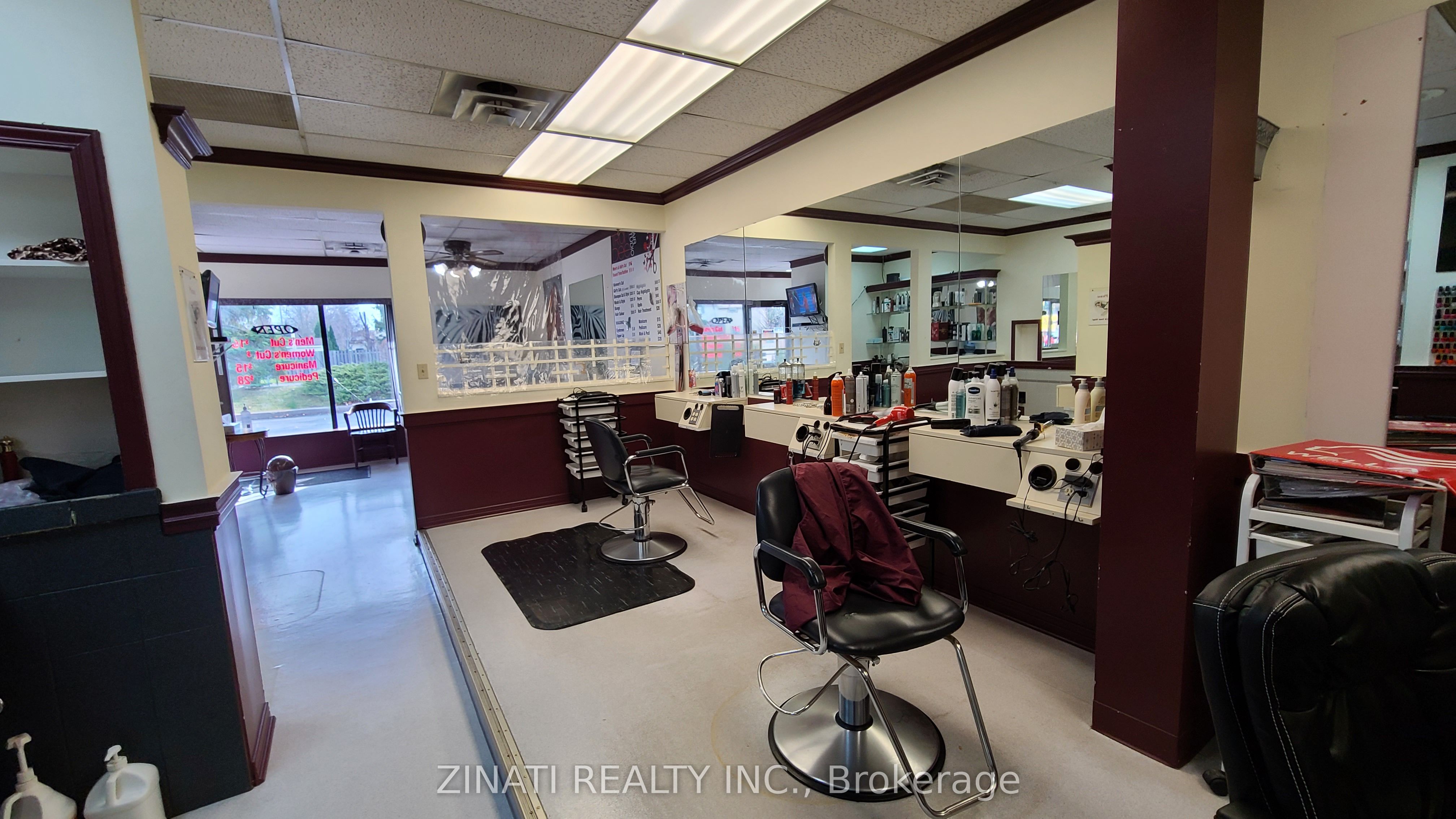 #6 - 385 Tompkins Avenue Property Photo 6