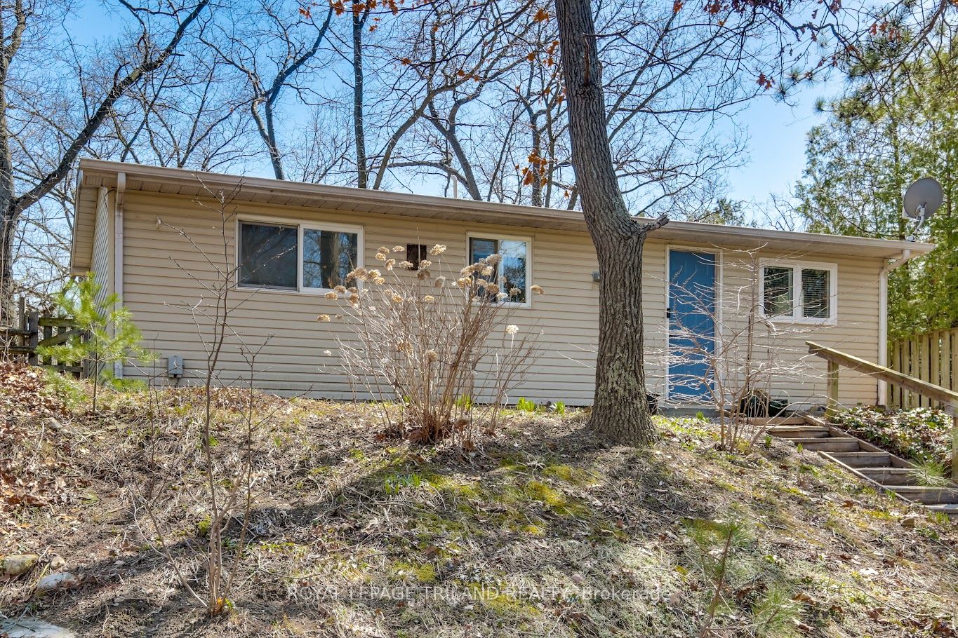 7933 Katharine Crescent Property Photo 28