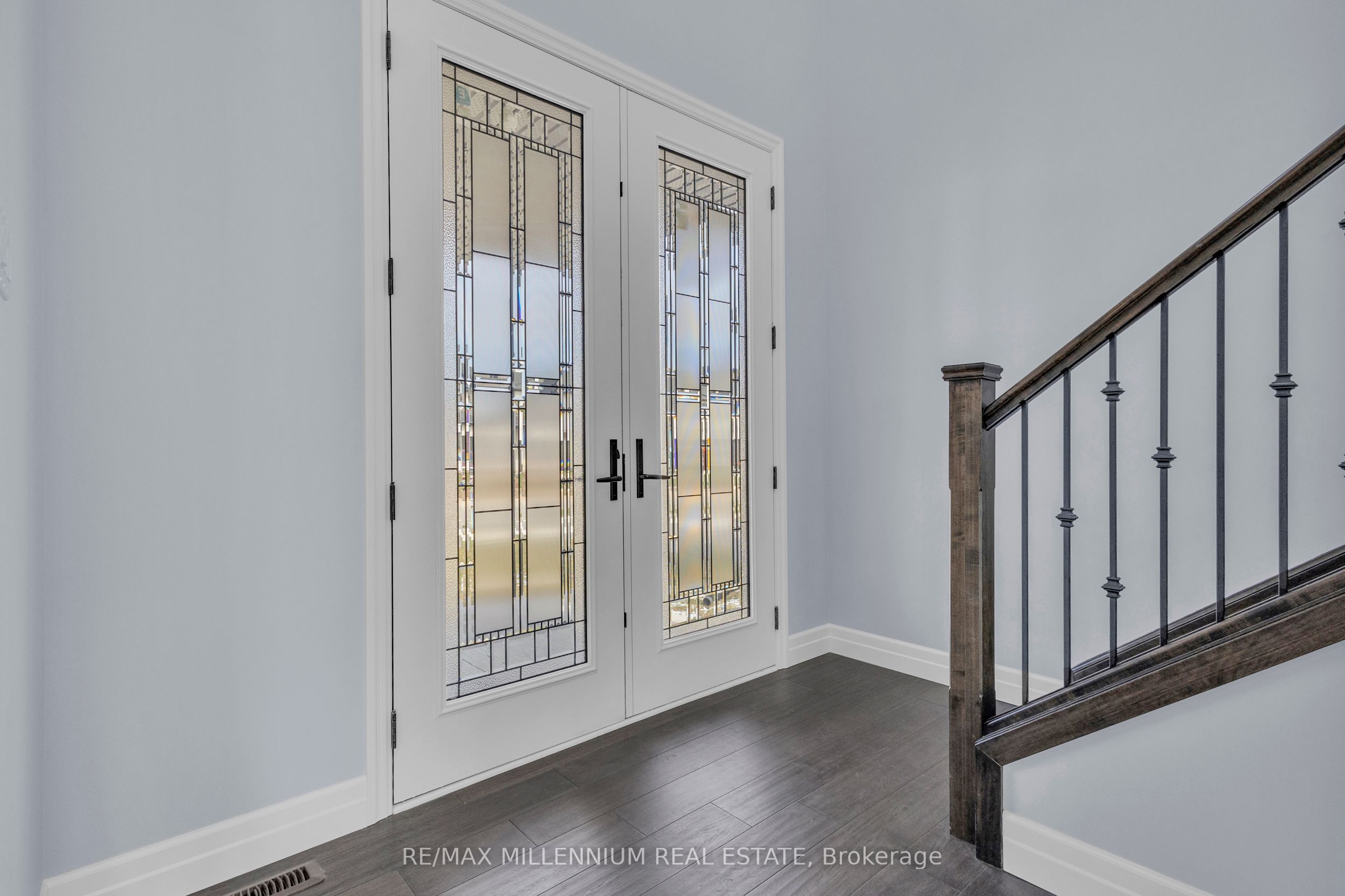 176 Foxborough Place Property Photo 6