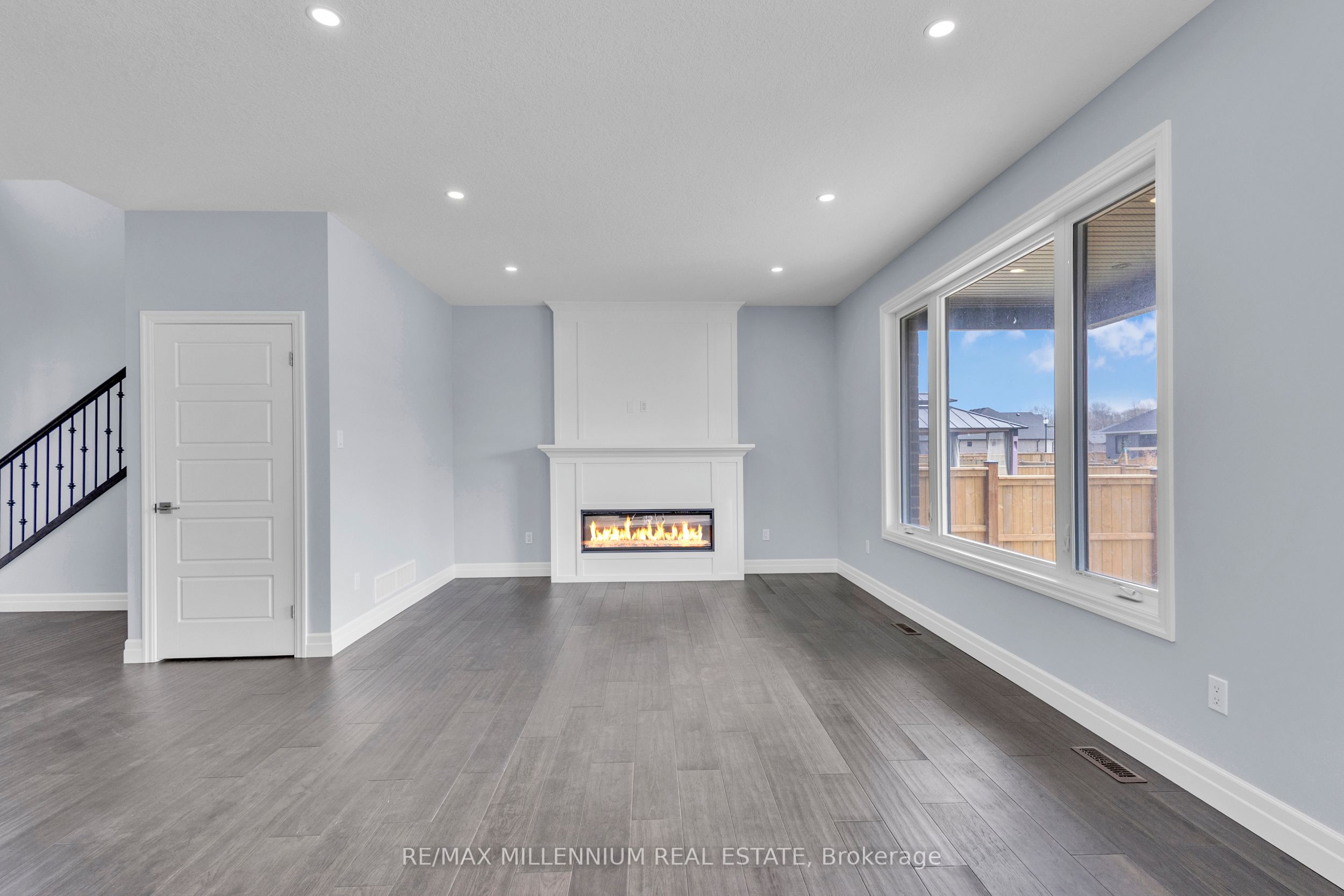 176 Foxborough Place Property Photo 14