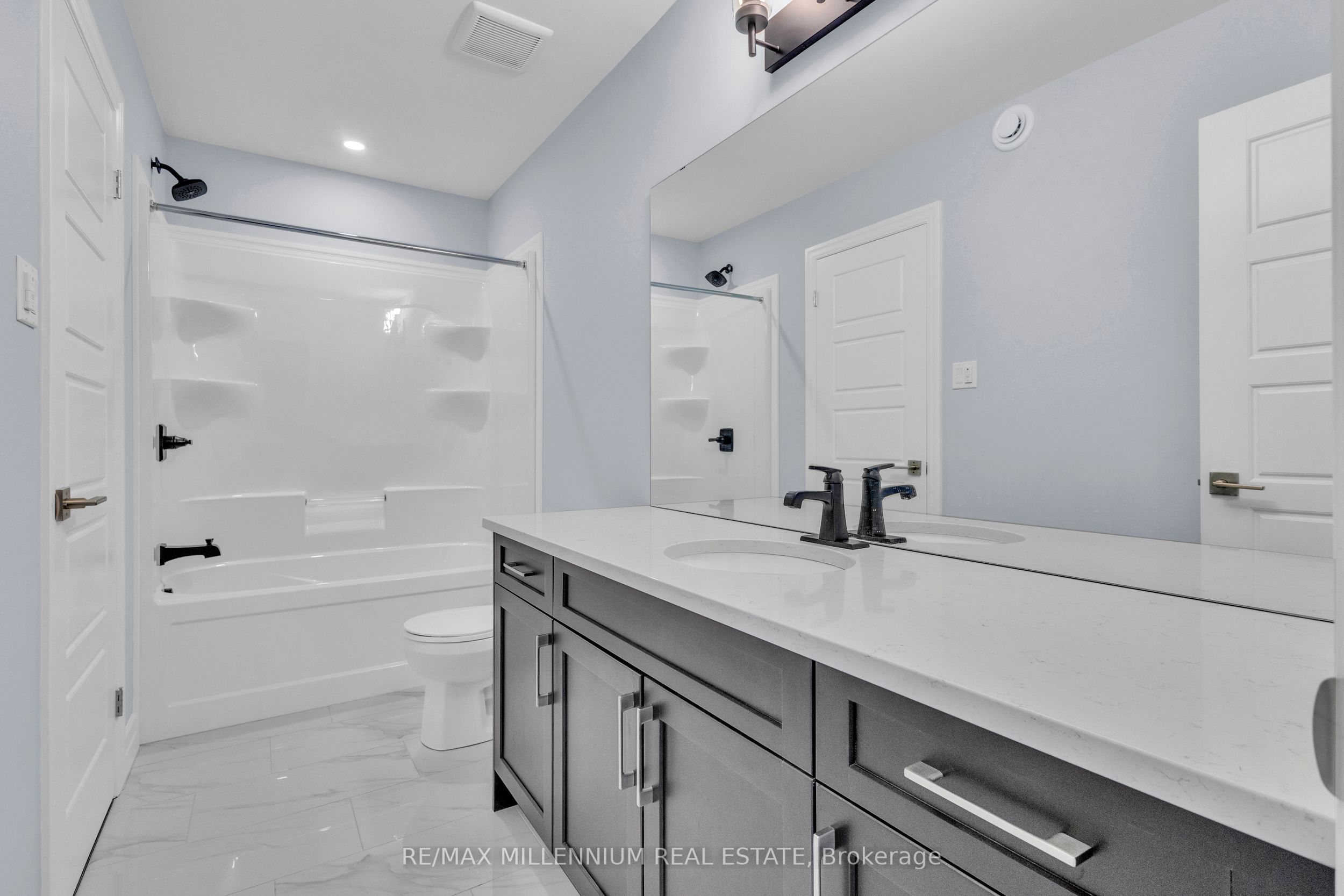 176 Foxborough Place Property Photo 24