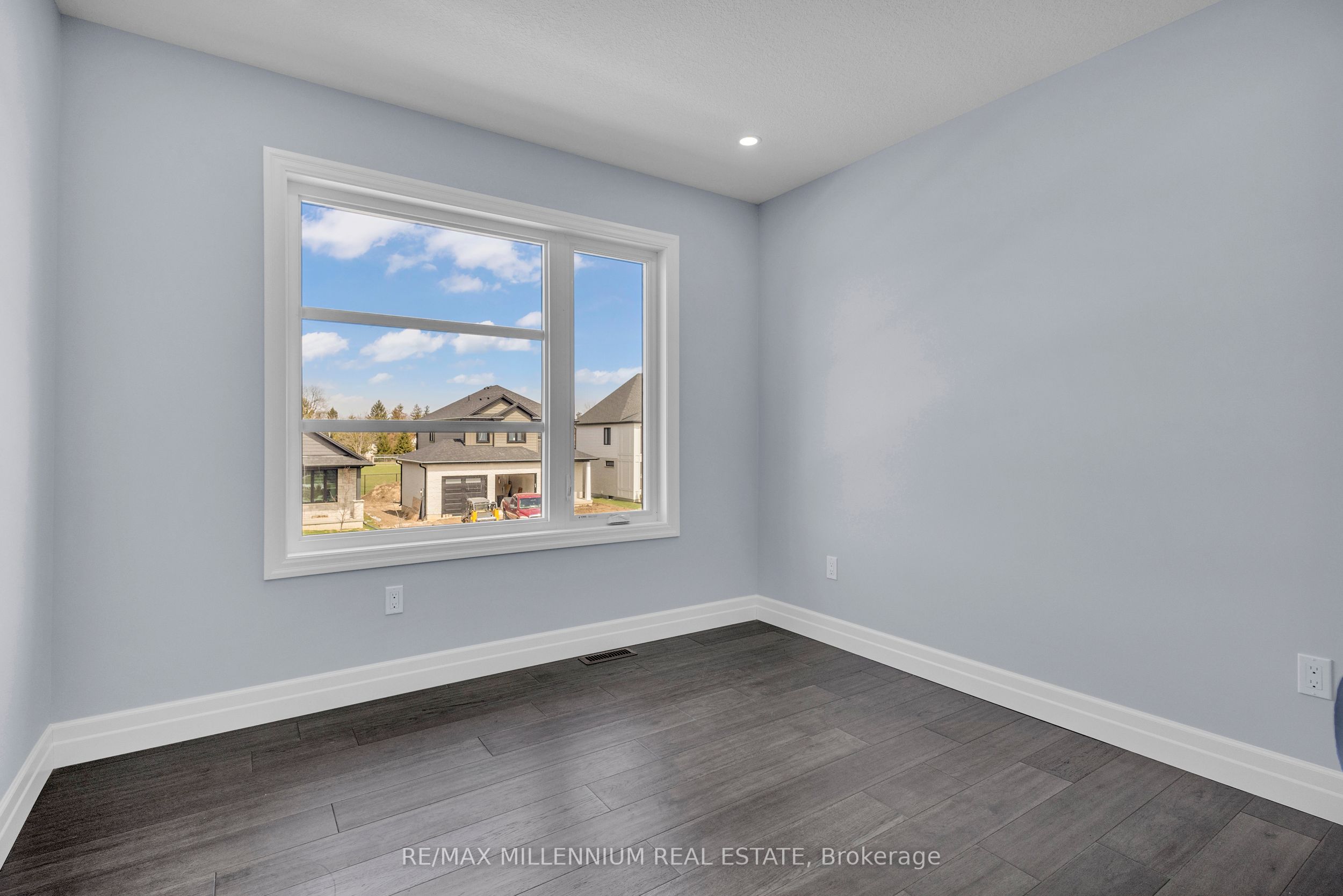 176 Foxborough Place Property Photo 27