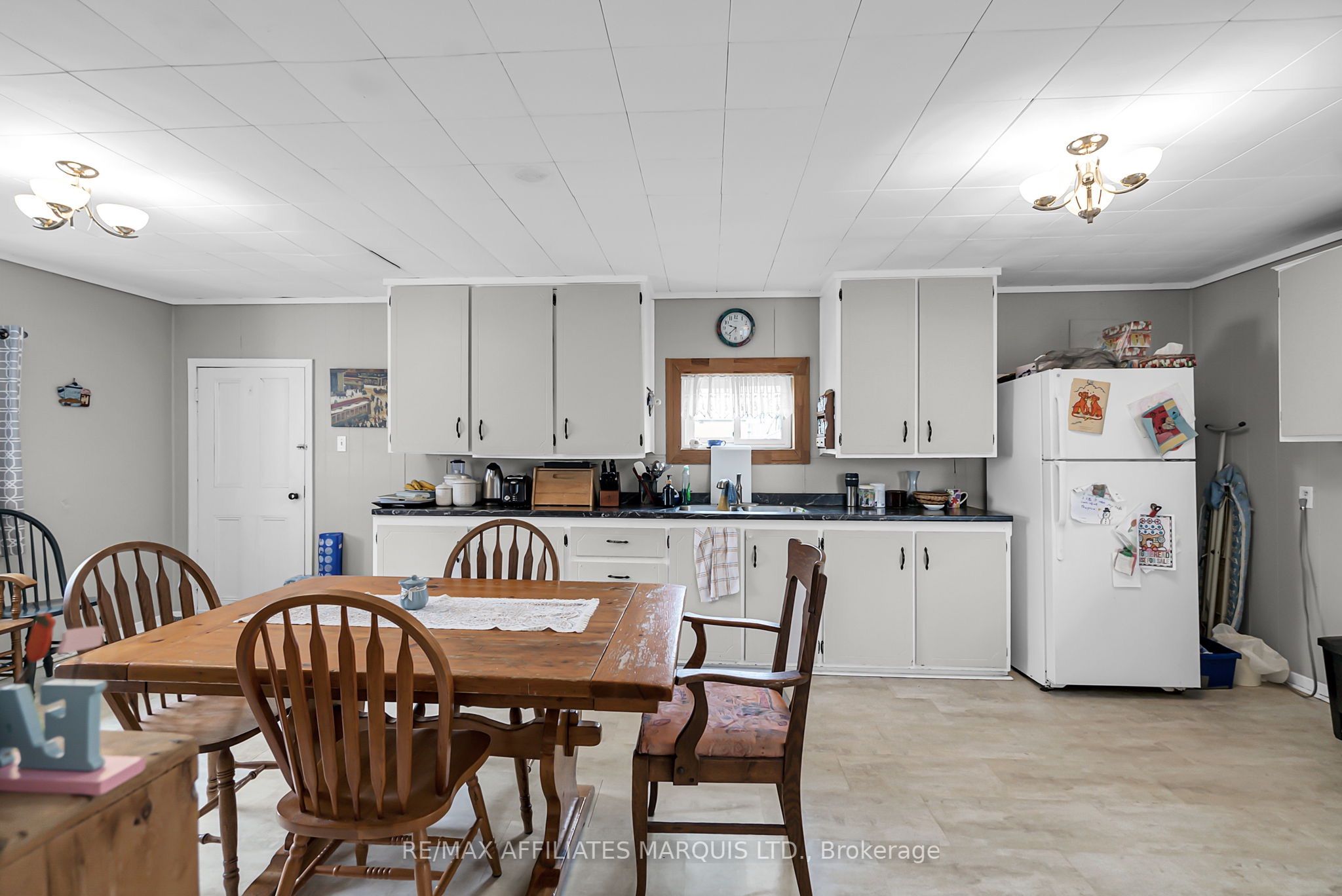 7 Spruce Street Property Photo 14