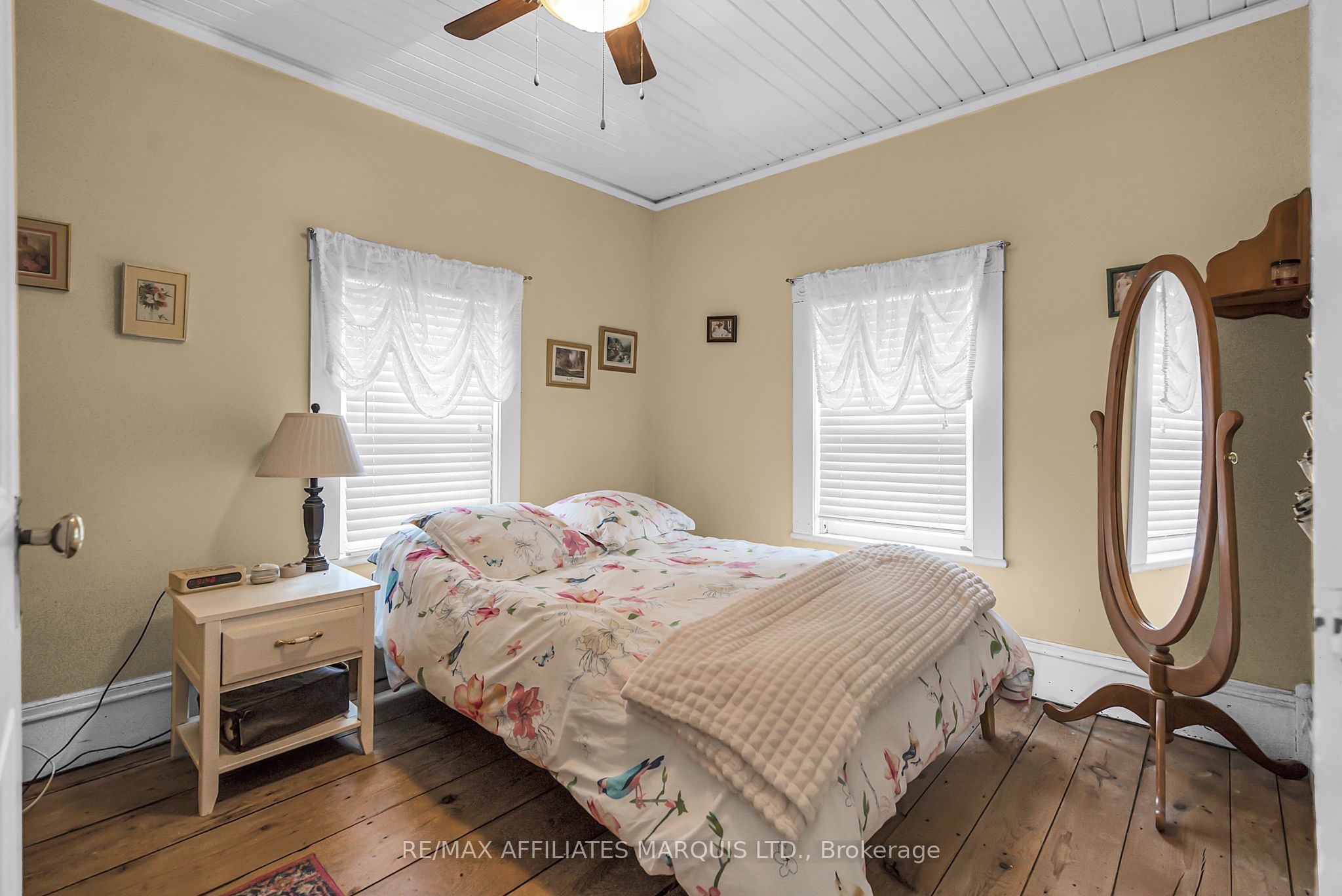 7 Spruce Street Property Photo 18