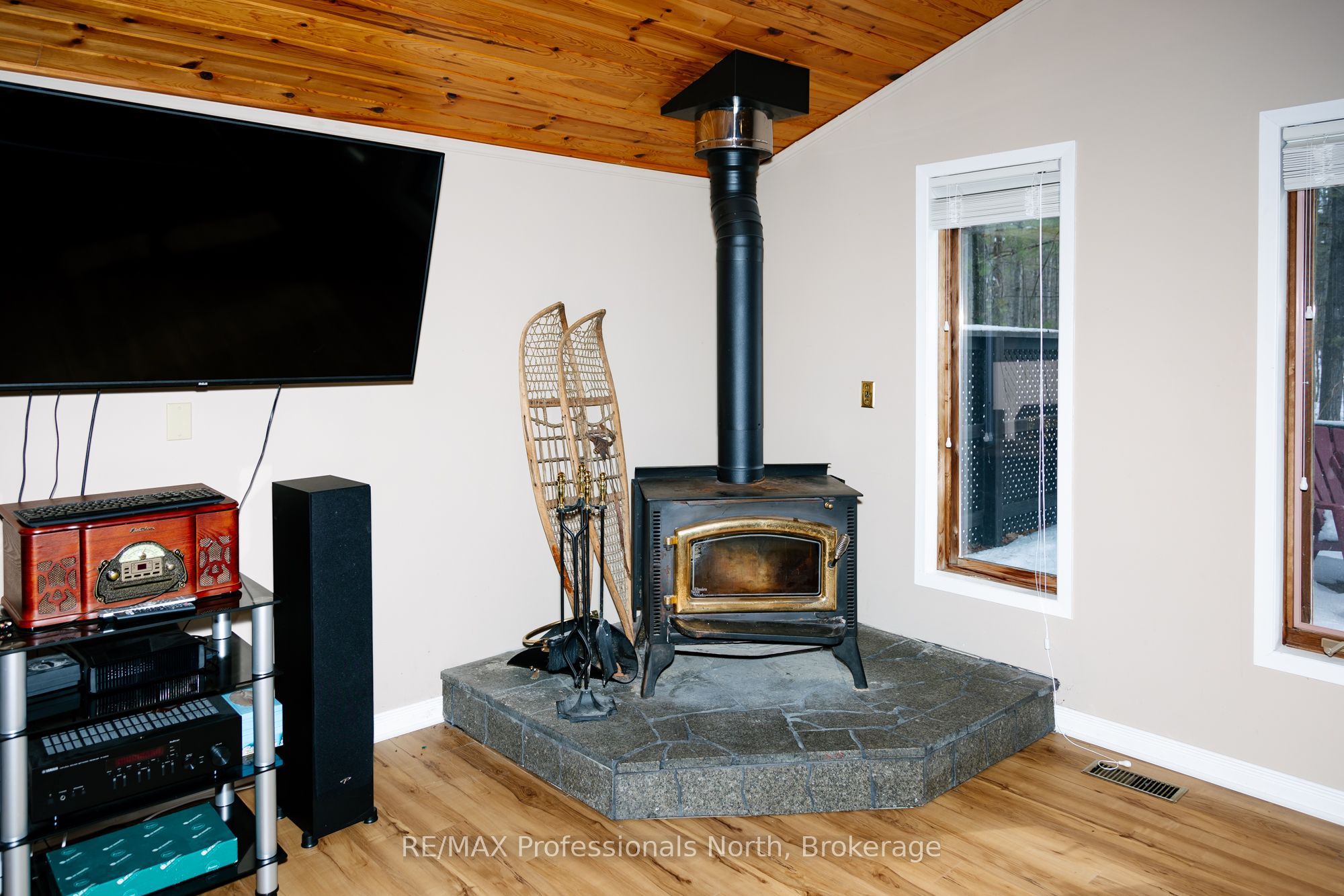 15111 Highway 35 N/a Property Photo 8