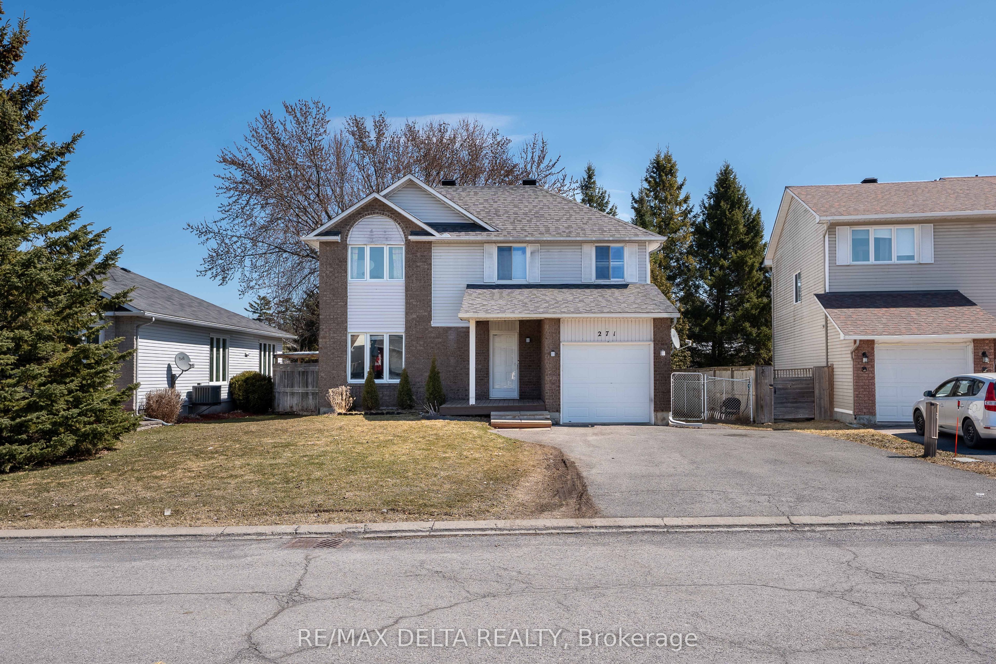 271 Bonavista St Property Photo