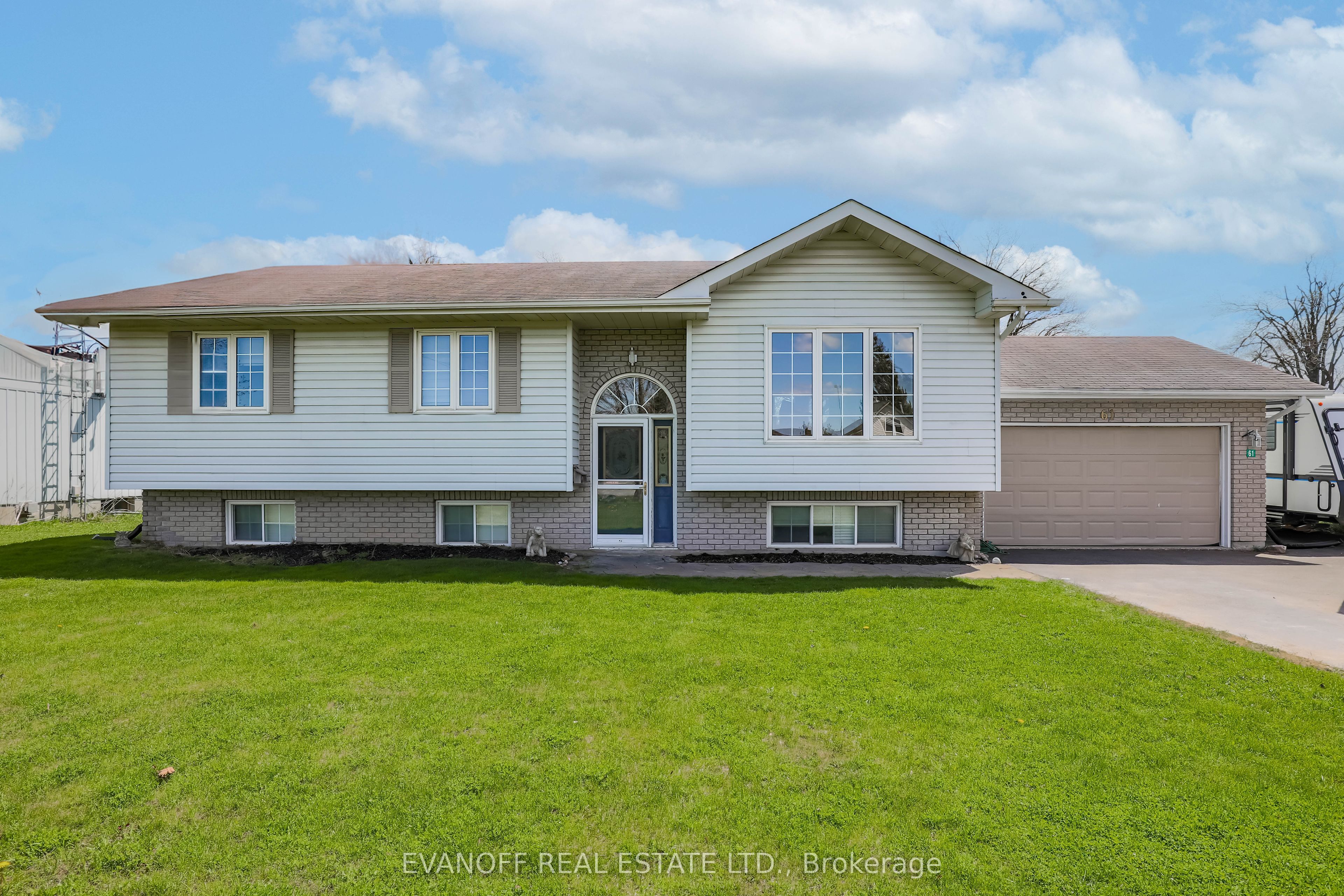61 Bruce Street Property Photo